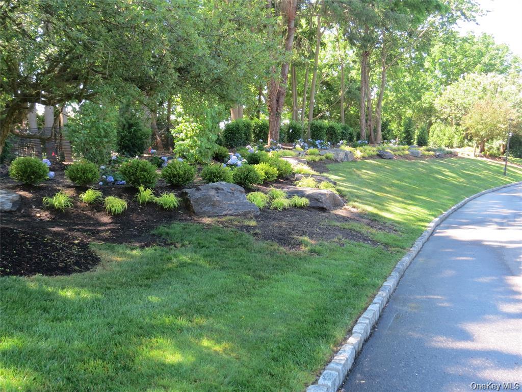 112 Erin Lane – For Sale photo 34