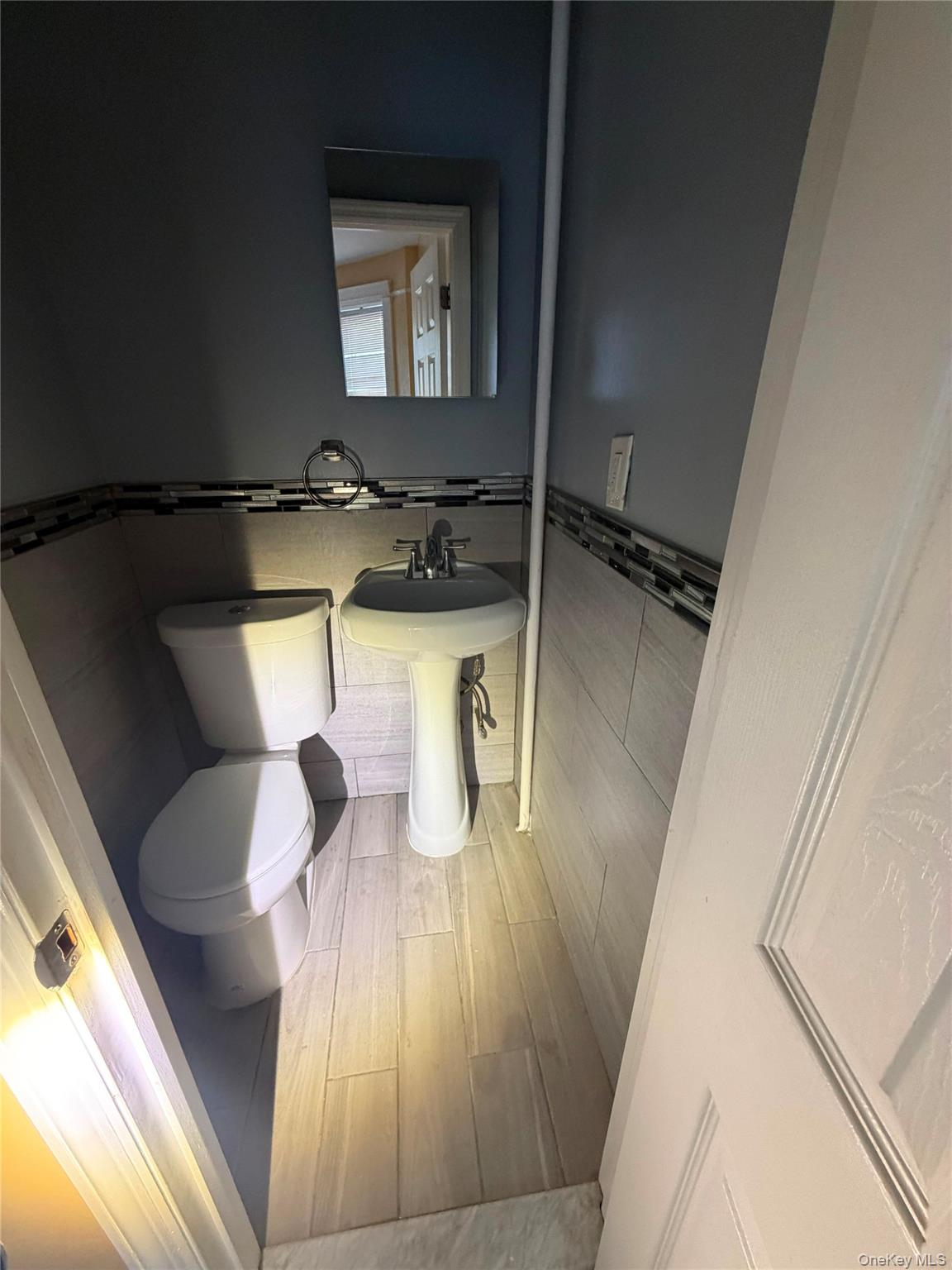 27 Stephens Court, Unit 1F photo 8