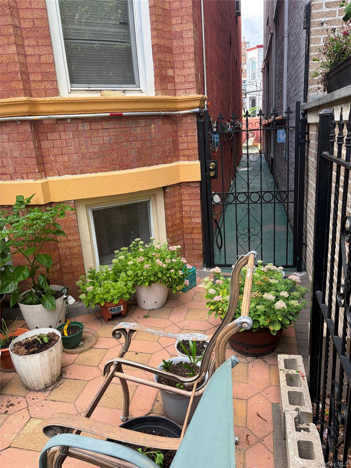 27 Stephens Court, Unit 1F photo 12
