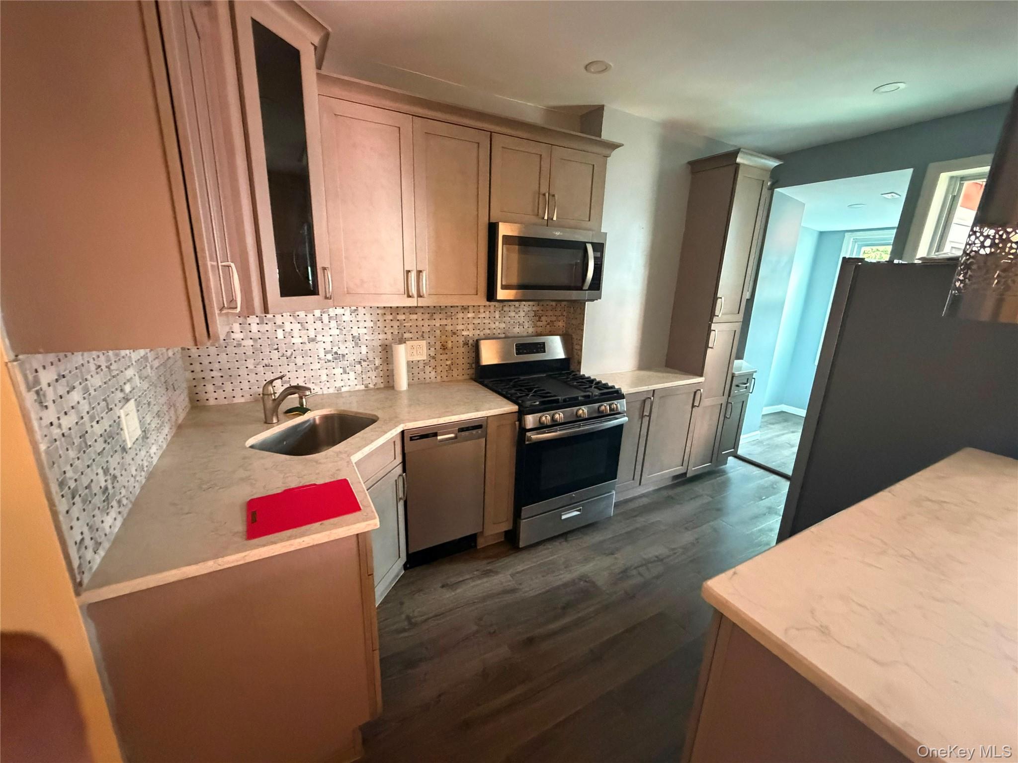 27 Stephens Court, Unit 1F photo 6