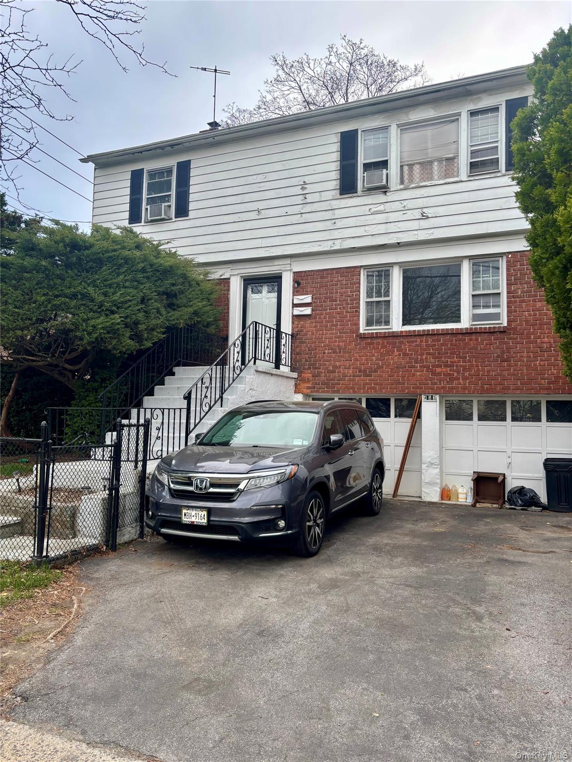 401 E 4th Street – For Sale photo 2