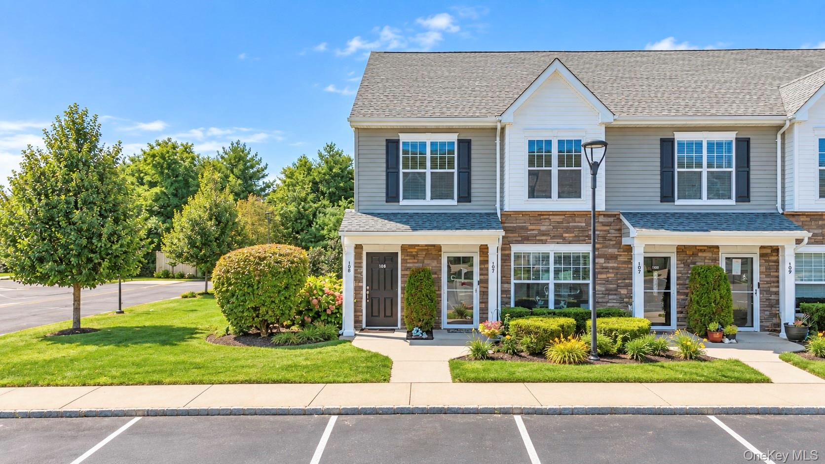 106 Weatherby Lane – For Sale