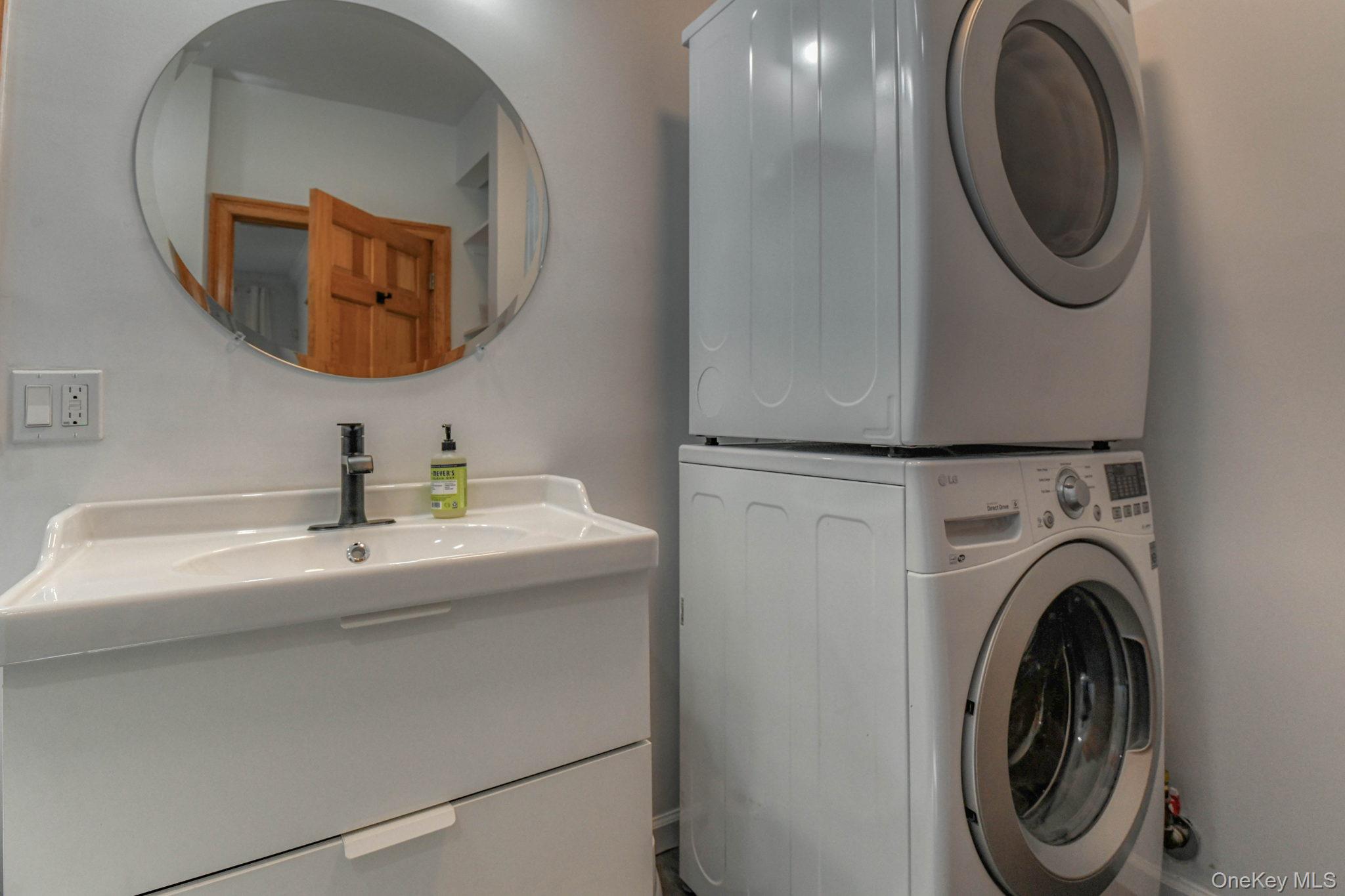 81 Nicoll Street – For Rent photo 18