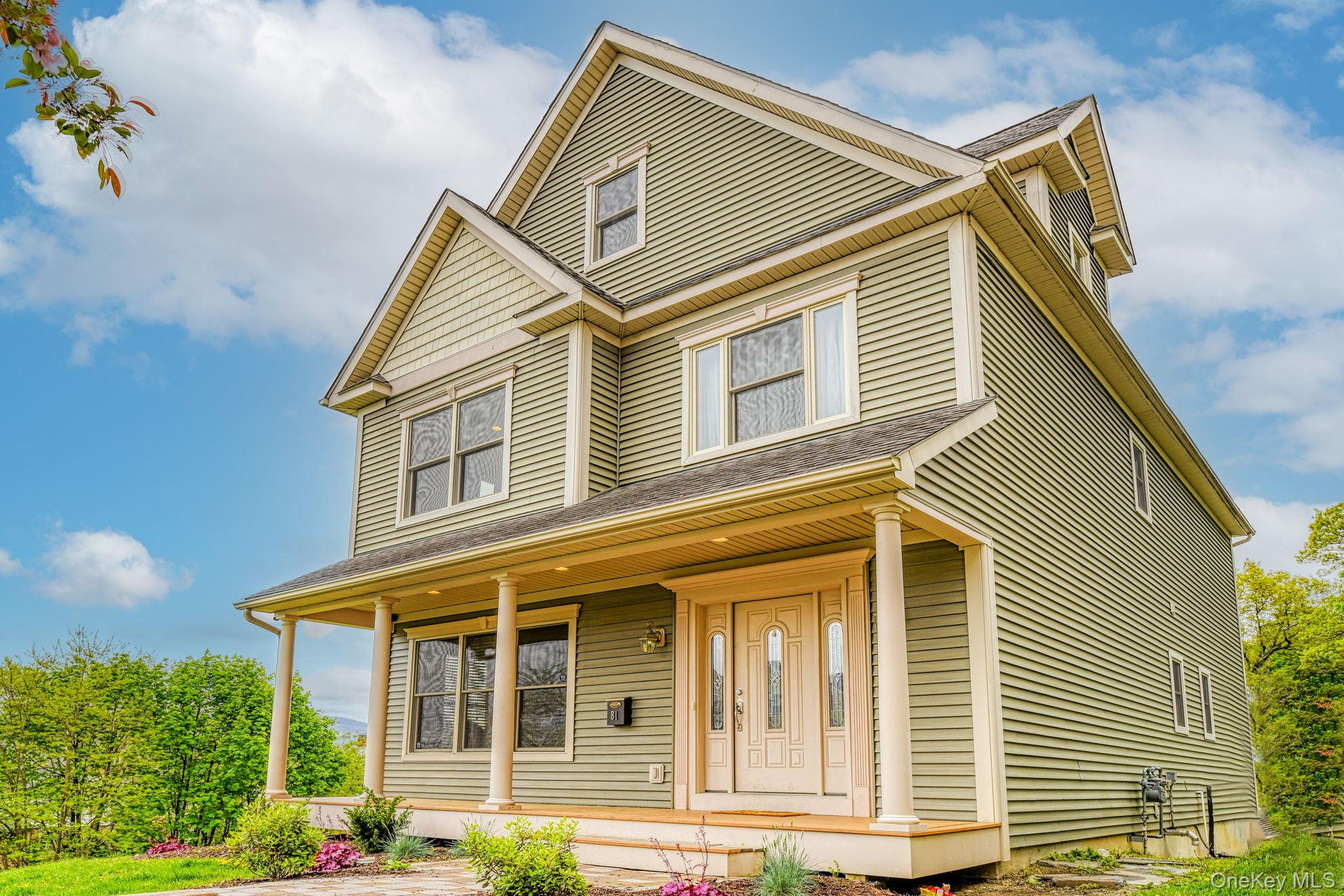 81 Nicoll Street – For Rent
