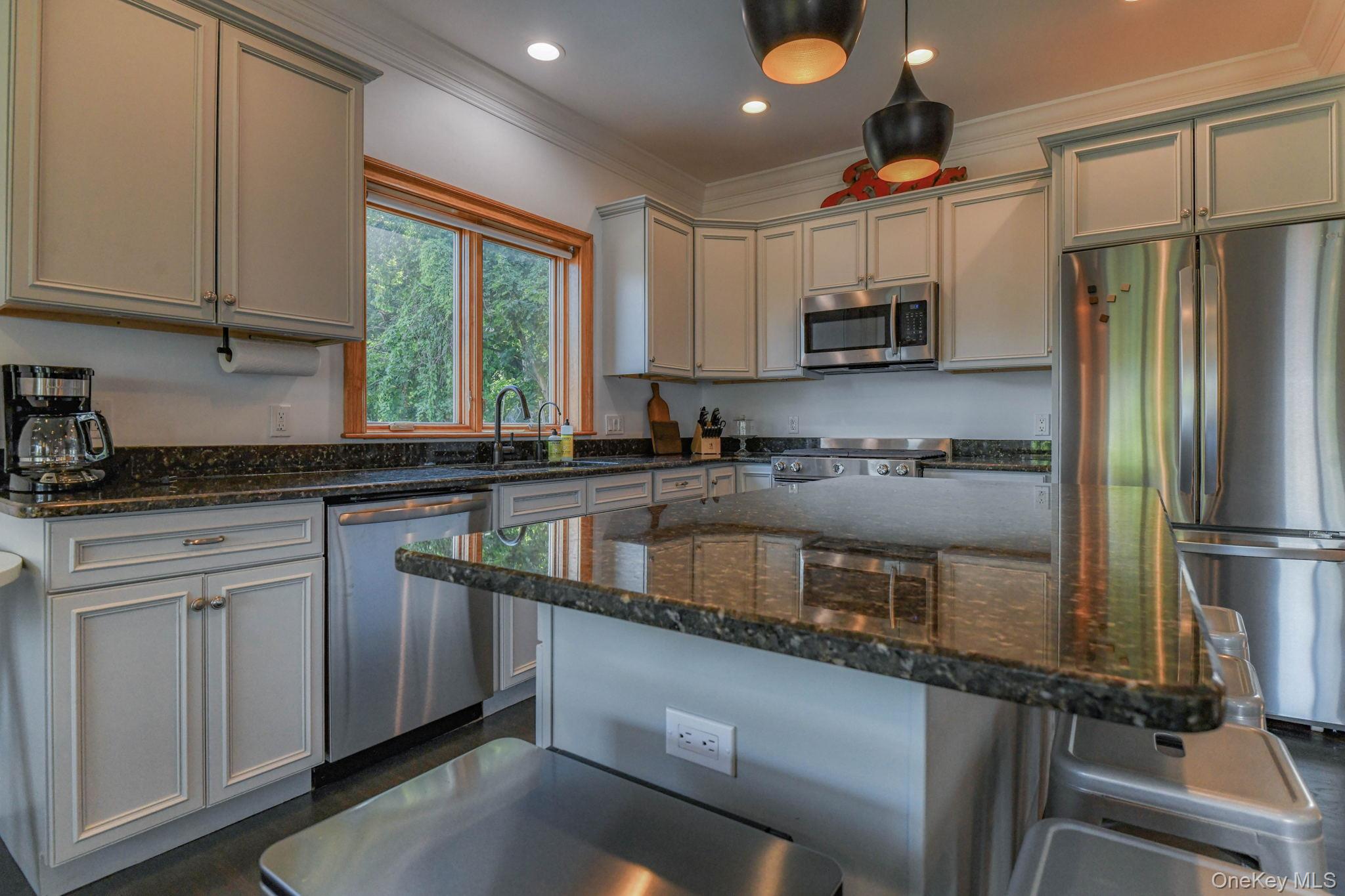 81 Nicoll Street – For Rent photo 16
