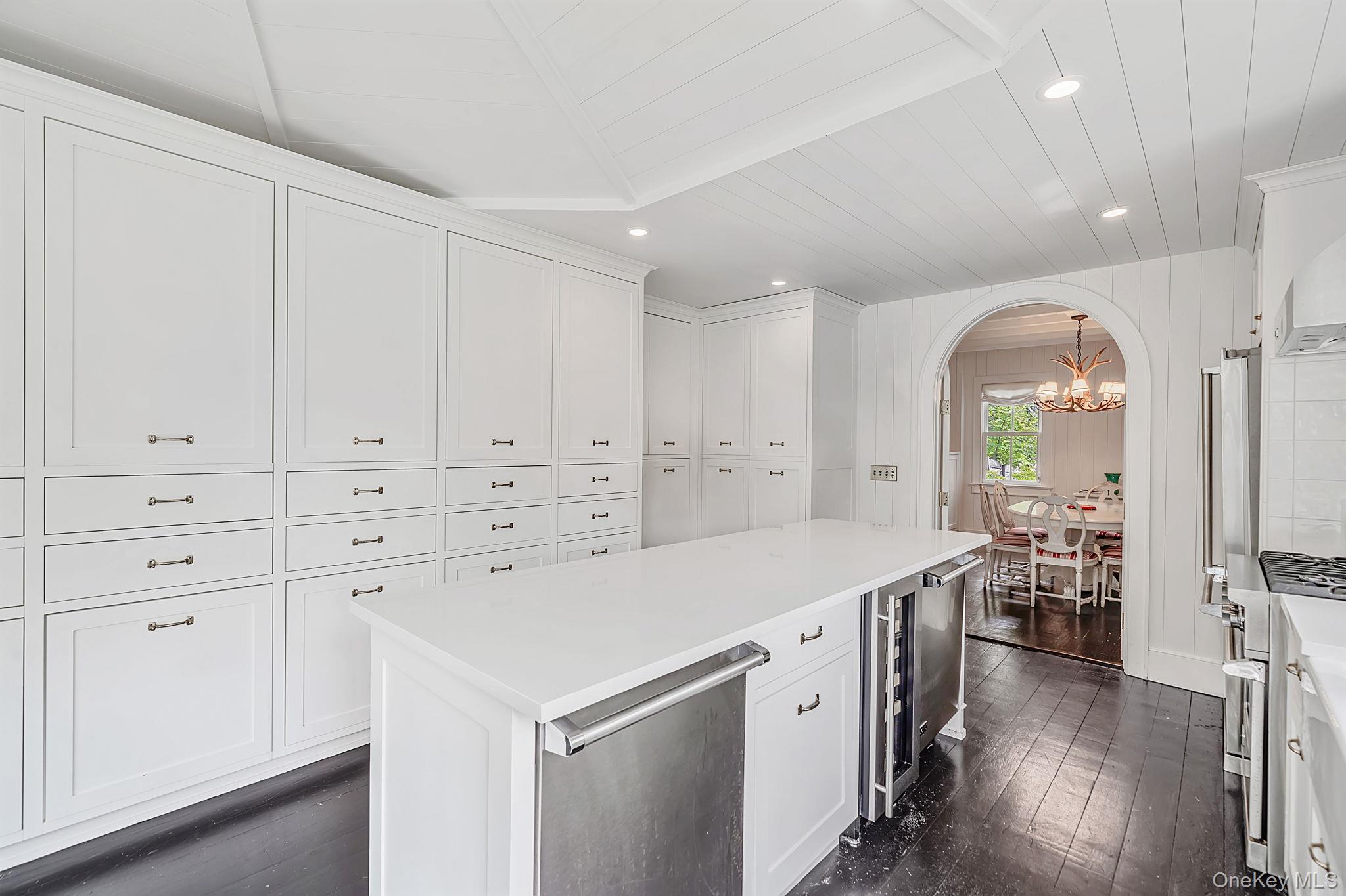 13 Spring Garden Avenue – For Sale photo 21