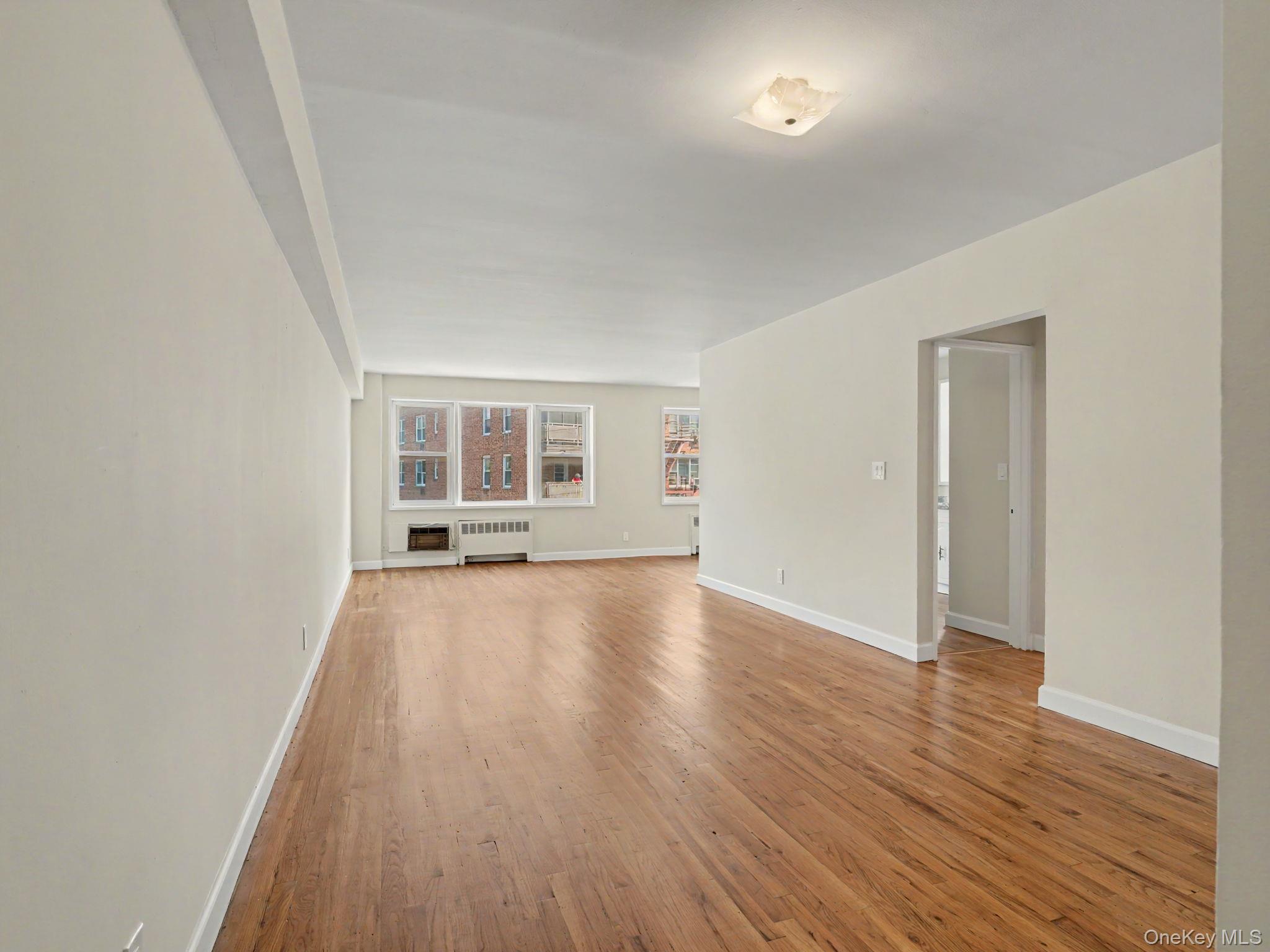 30 E Hartsdale Avenue, Unit 3E photo 4