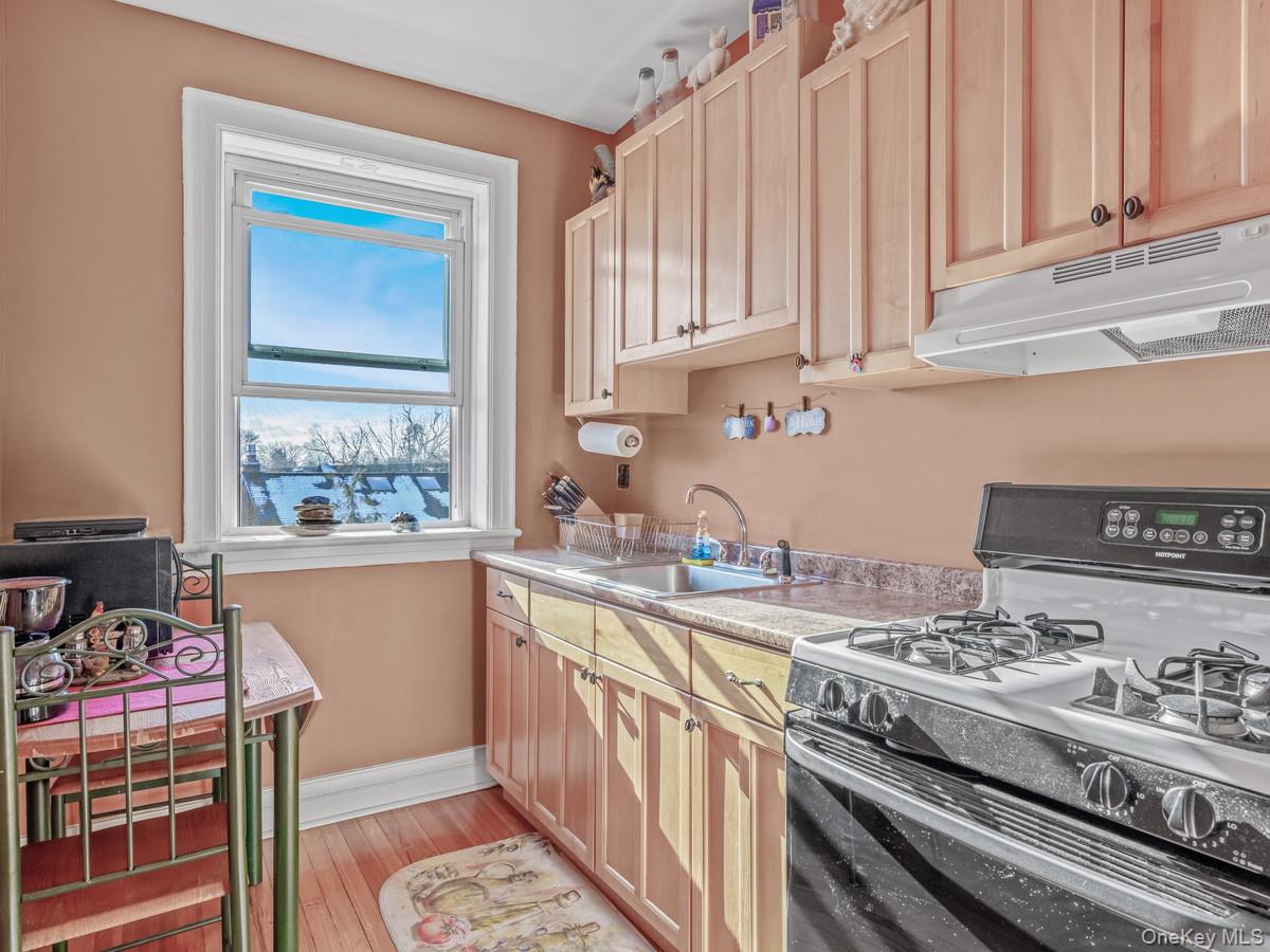 30 Shipherd Avenue, Unit 9B photo 9