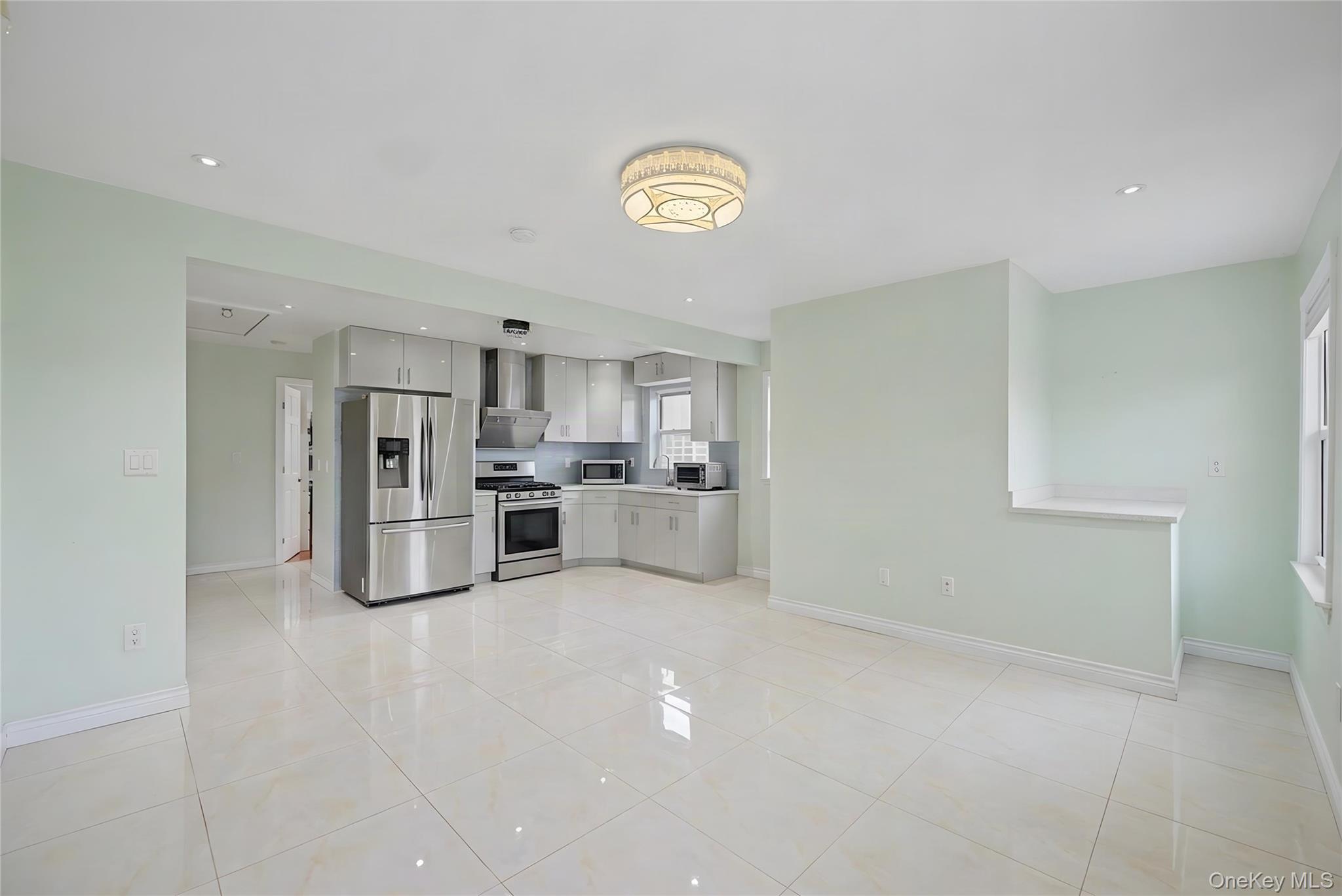 14004 Quince Avenue – For Sale photo 3