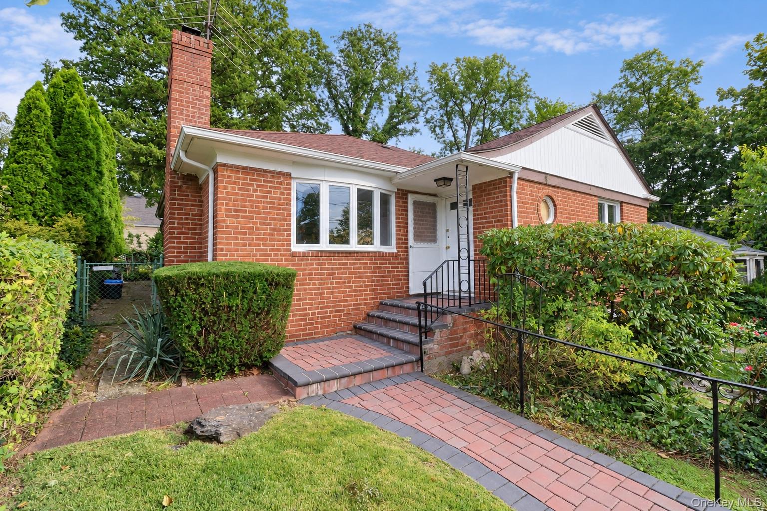 72 Mohawk Road – For Sale photo 4