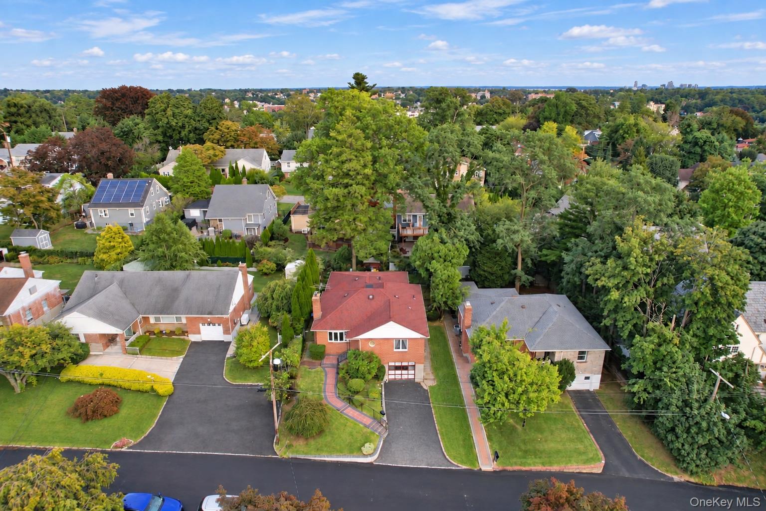 72 Mohawk Road – For Sale photo 3