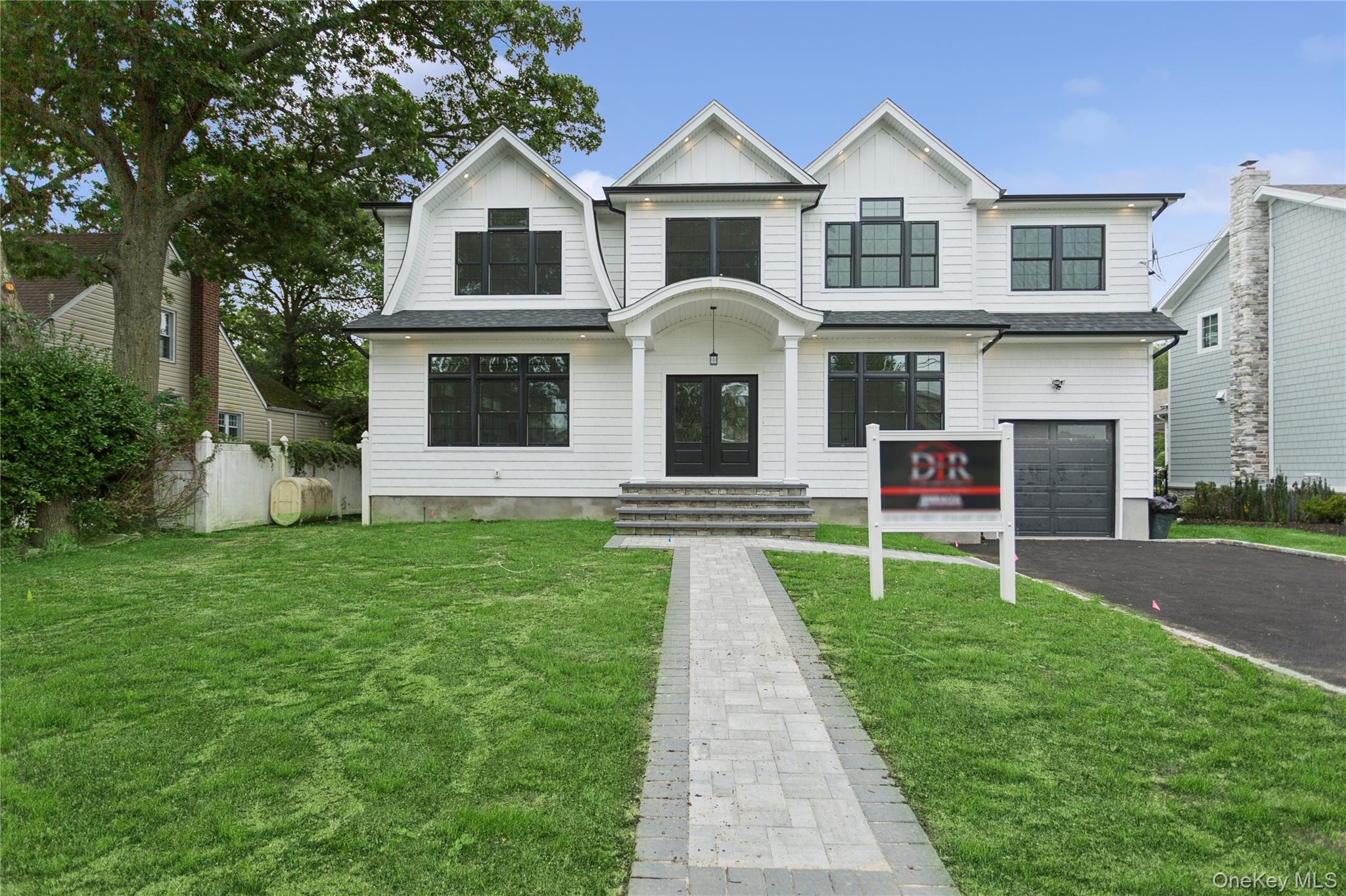 1438 Dewey Avenue – For Sale