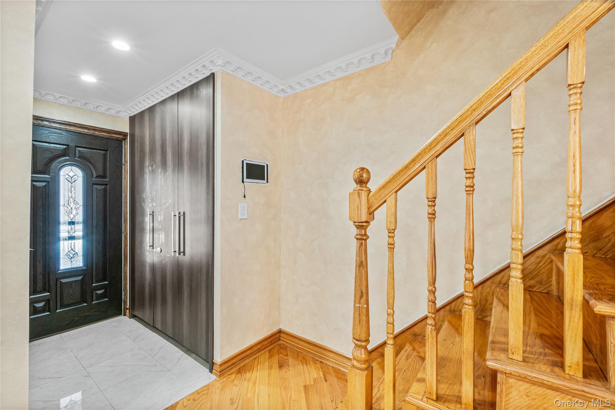 137-66 70th Road – For Sale photo 2