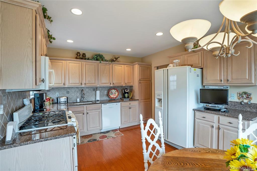 41 Madison Circle – For Sale photo 12