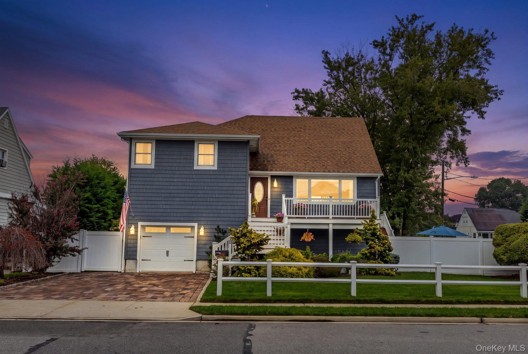 3835 Niami Street – For Sale
