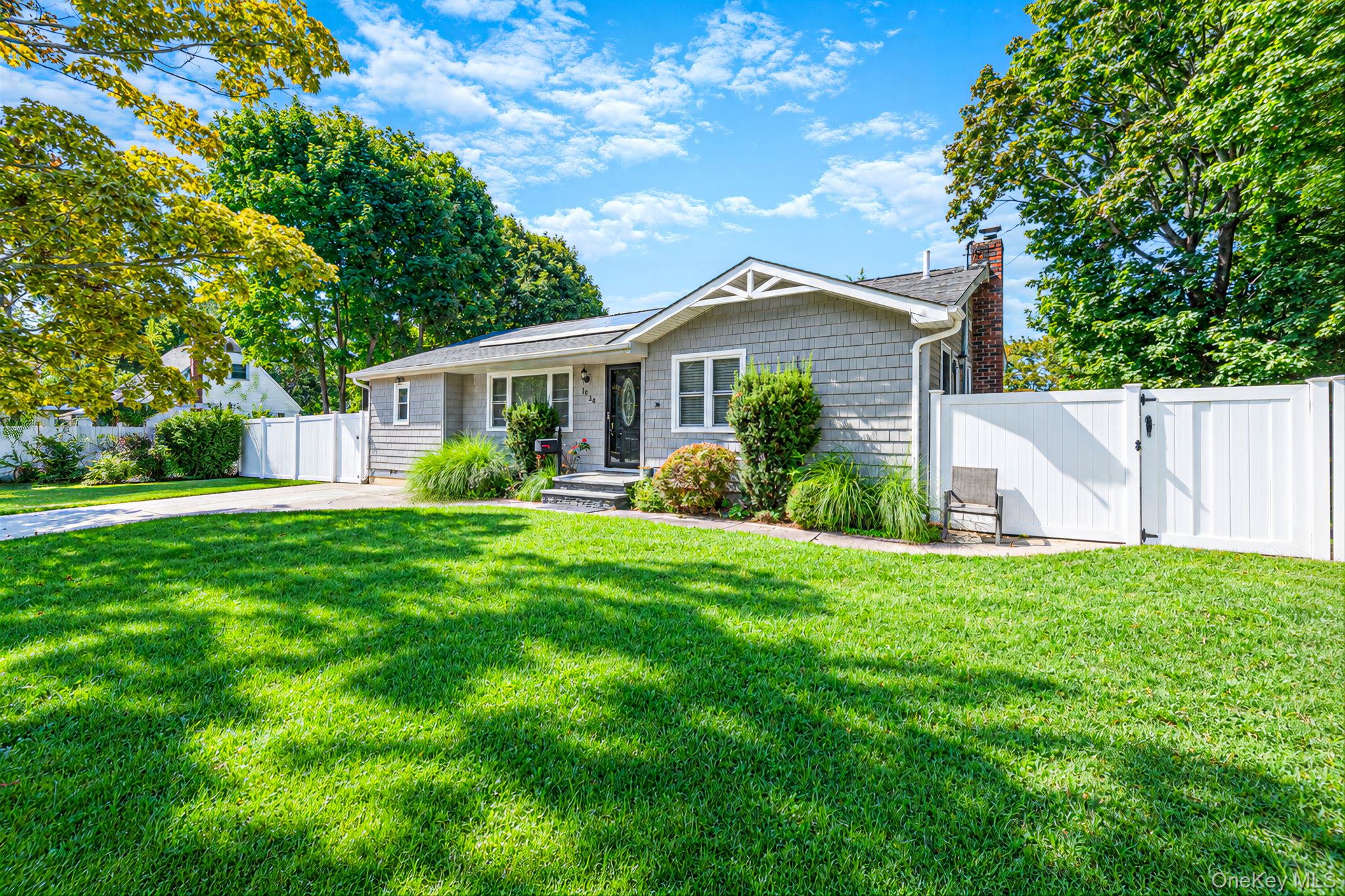 1528 Baldwin Boulevard – For Sale photo 2