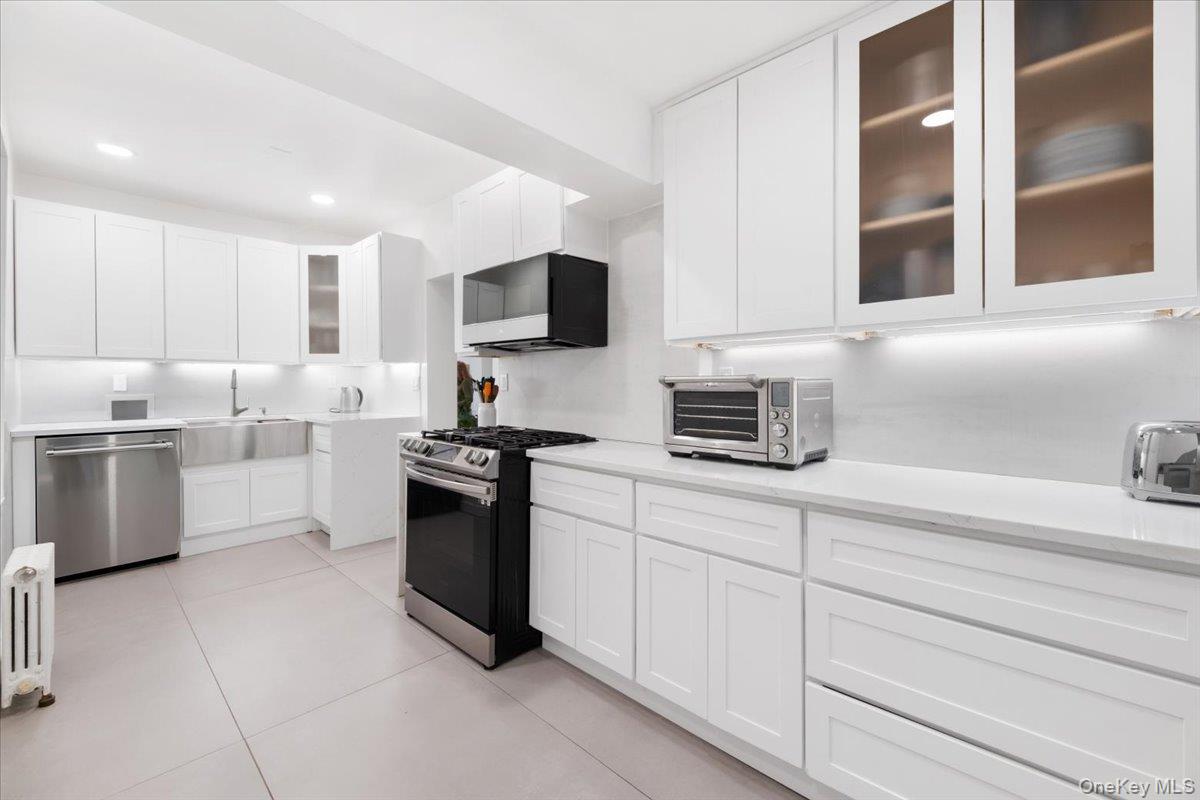 30 Windsor Terrace, Unit AA1 photo 10