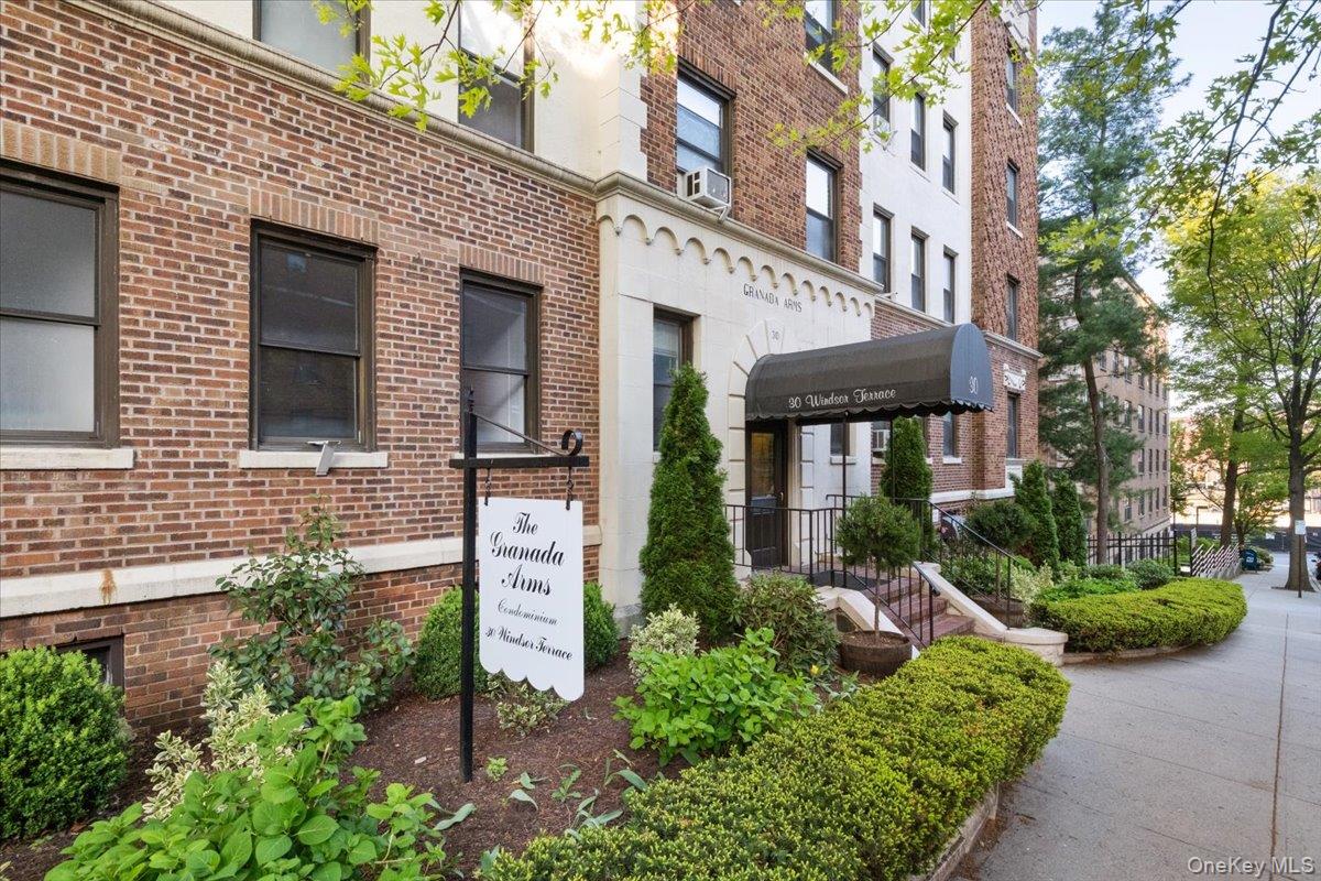 30 Windsor Terrace, Unit AA1 photo 25