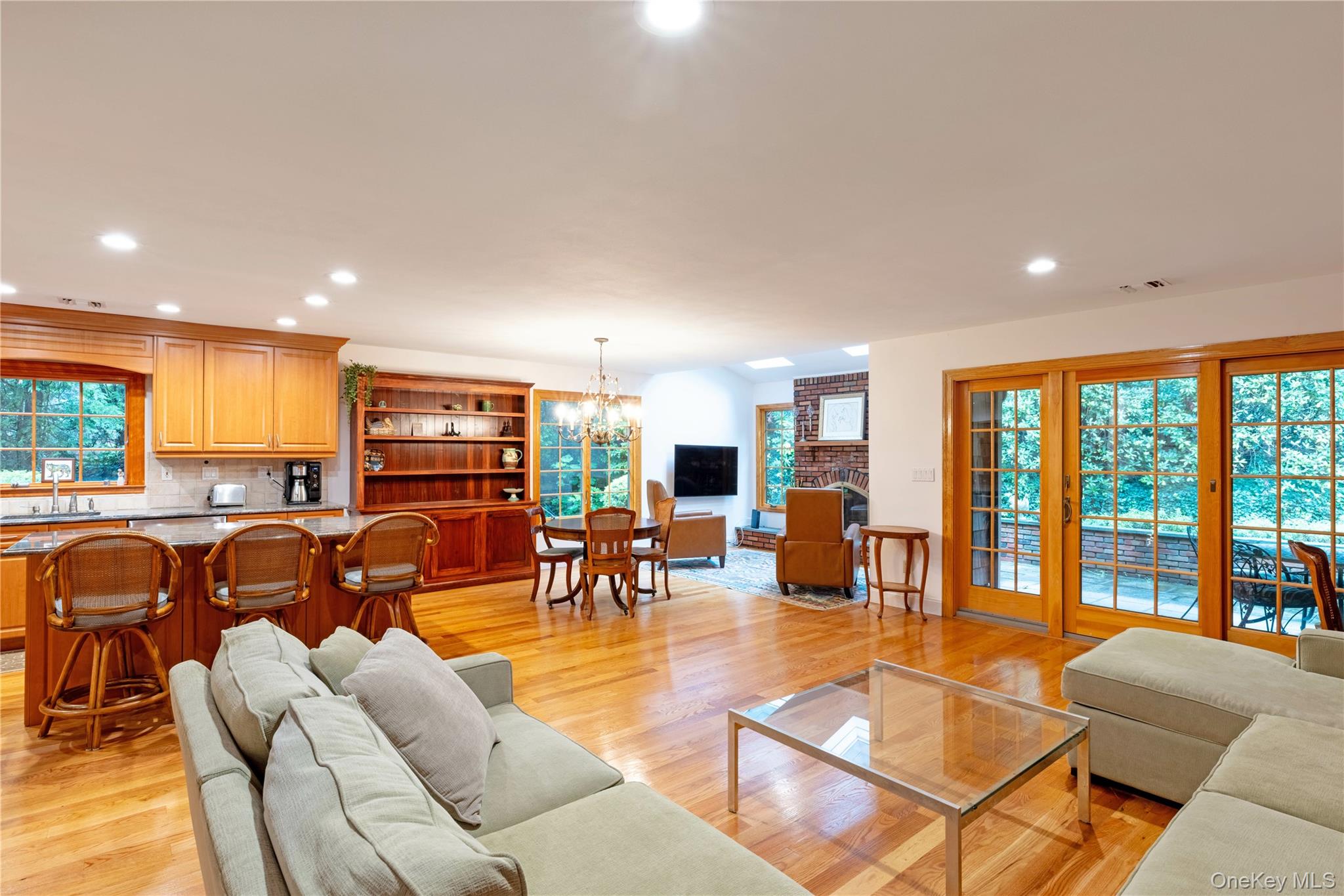 16 North Road – For Sale photo 9