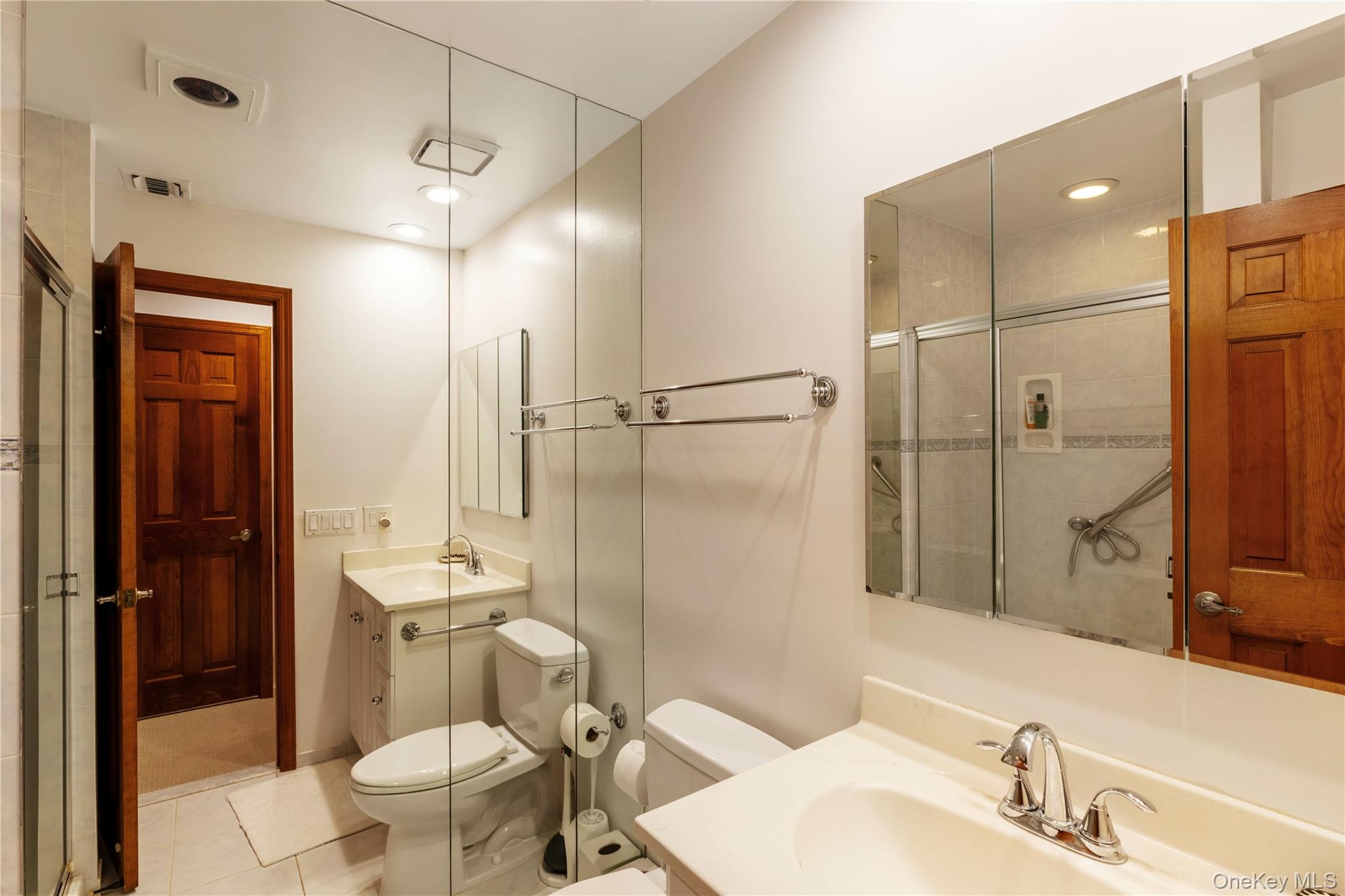 16 North Road – For Sale photo 18
