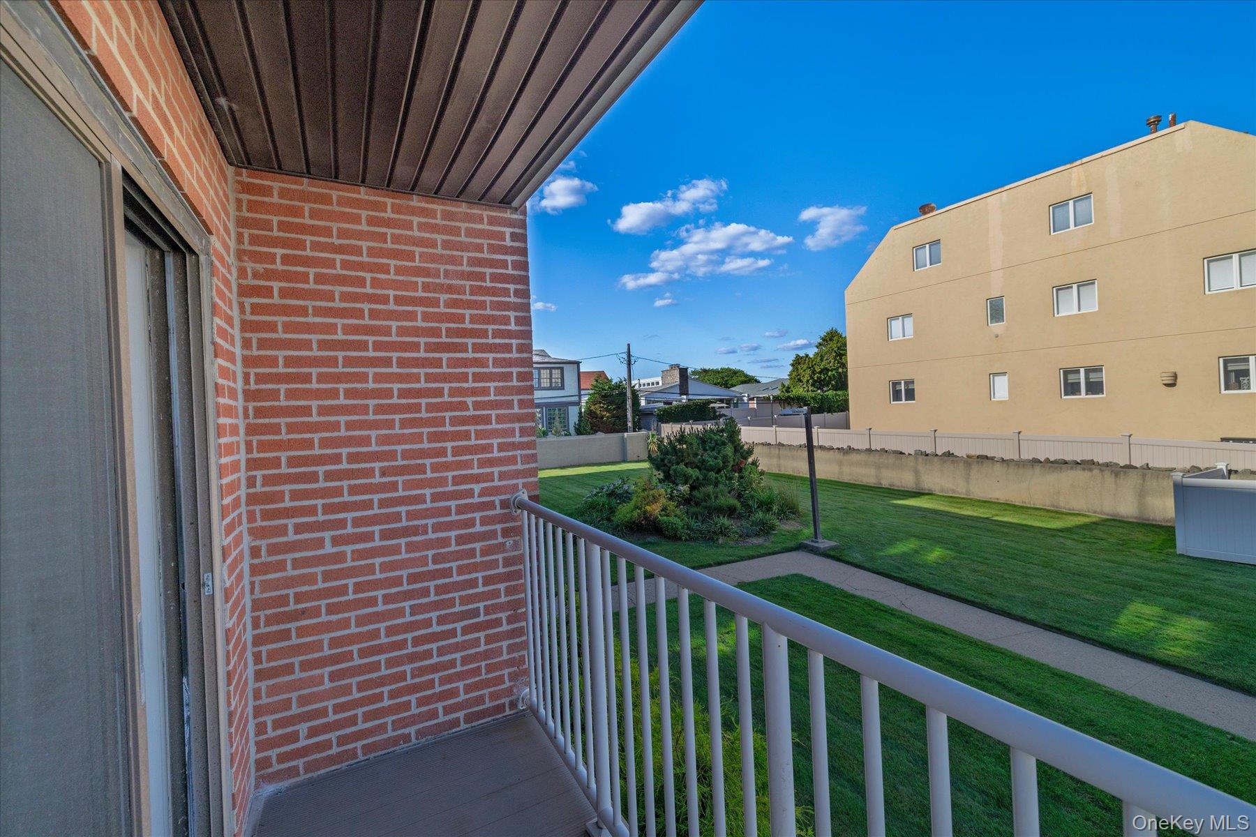 475 W Broadway, Unit 1A photo 3