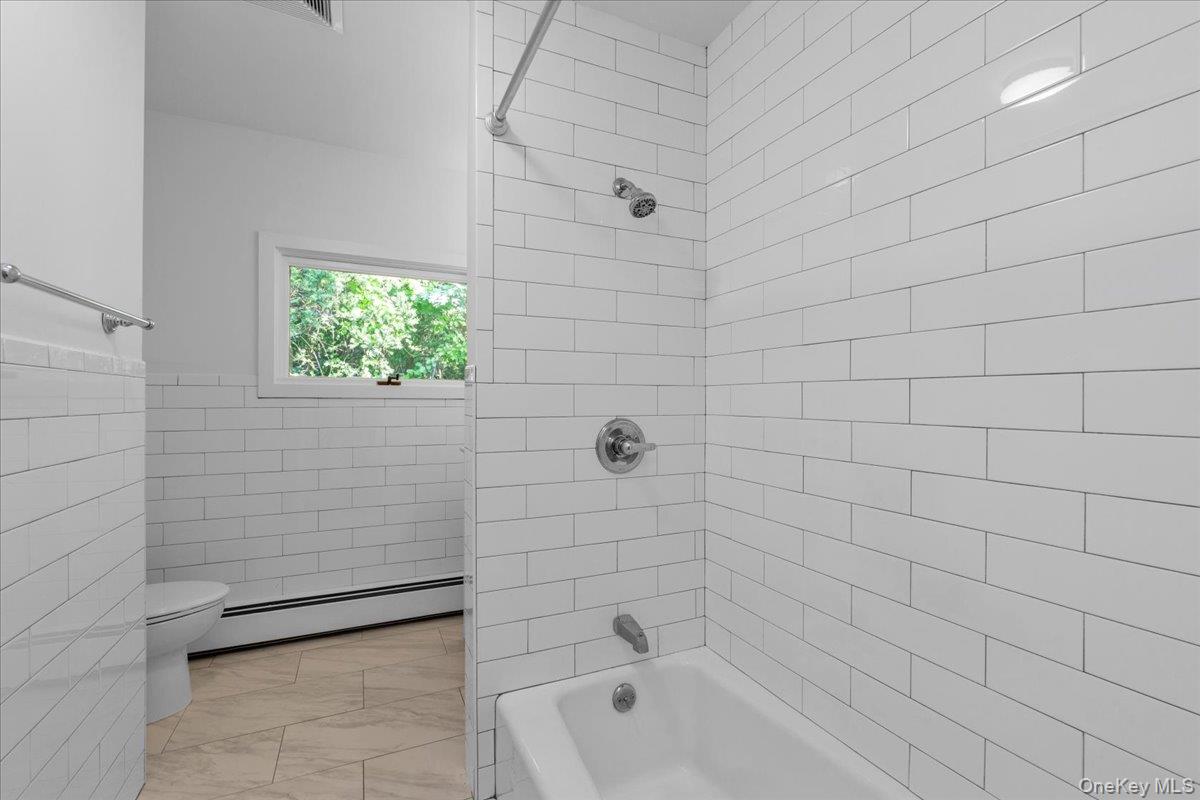 22 Putnam Avenue – For Rent photo 14