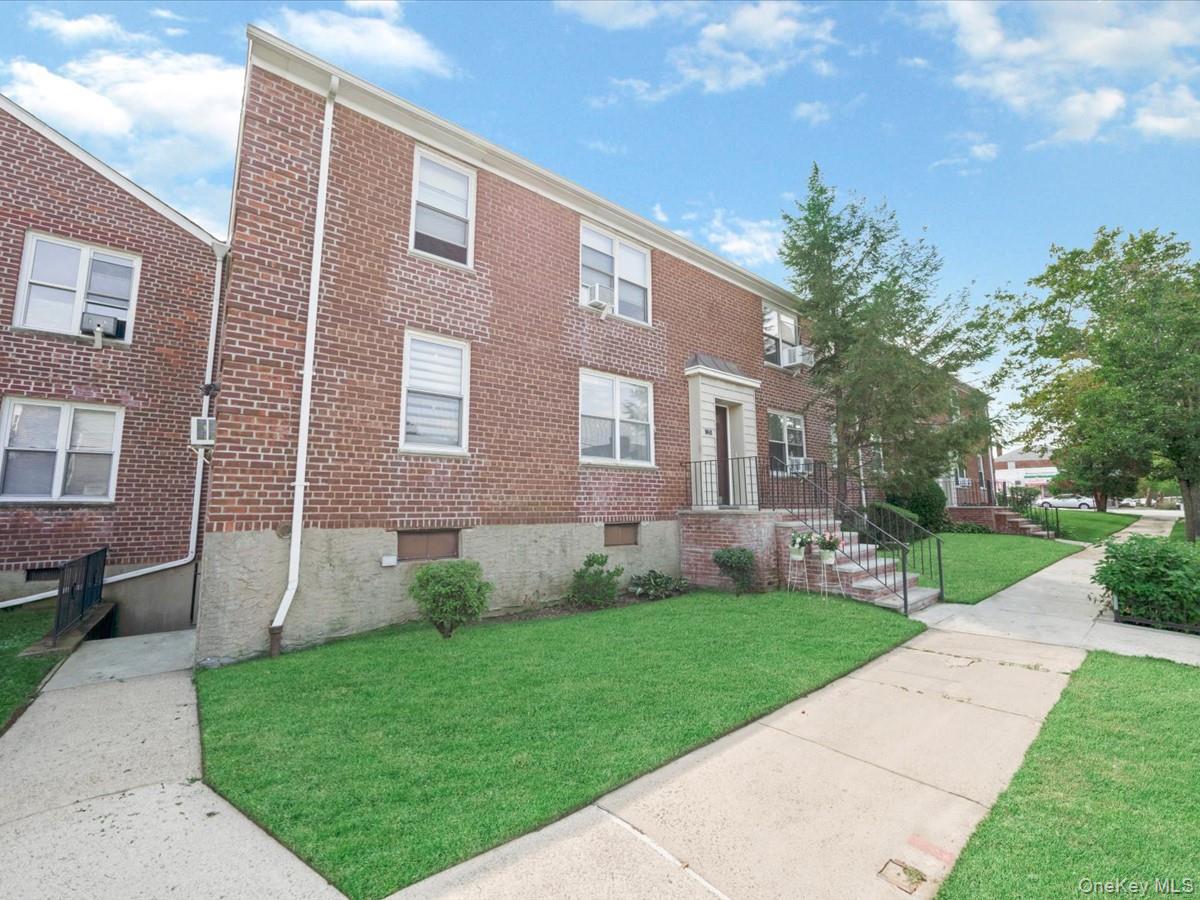 204-12 35th Avenue, Unit 254 photo 3