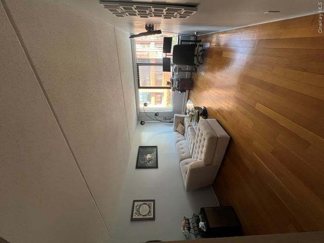 4 Martine Avenue, Unit 221 photo 9