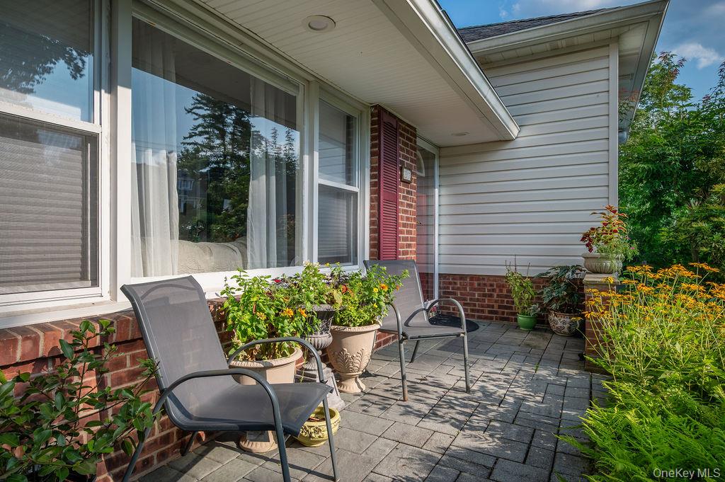 27 Anpell Drive – For Sale photo 6