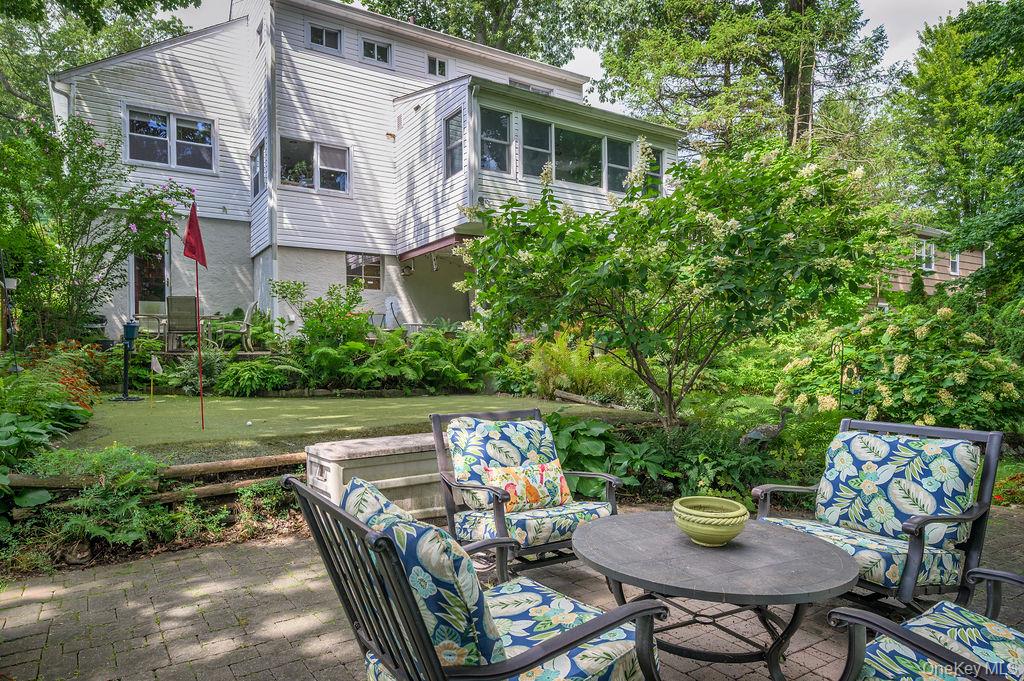 27 Anpell Drive – For Sale photo 13
