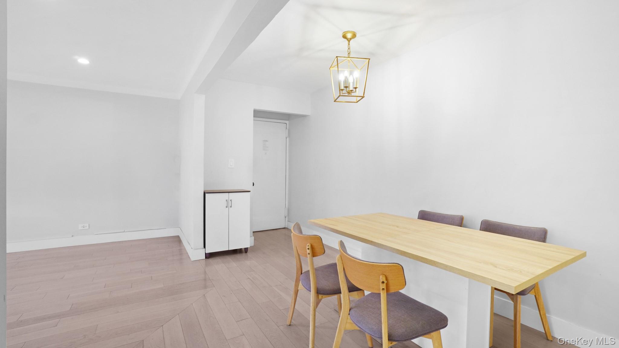66-15 Wetherole St, Unit E4 photo 5