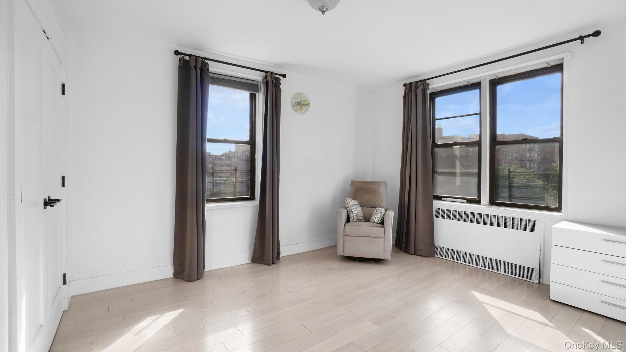 66-15 Wetherole St, Unit E4 photo 10