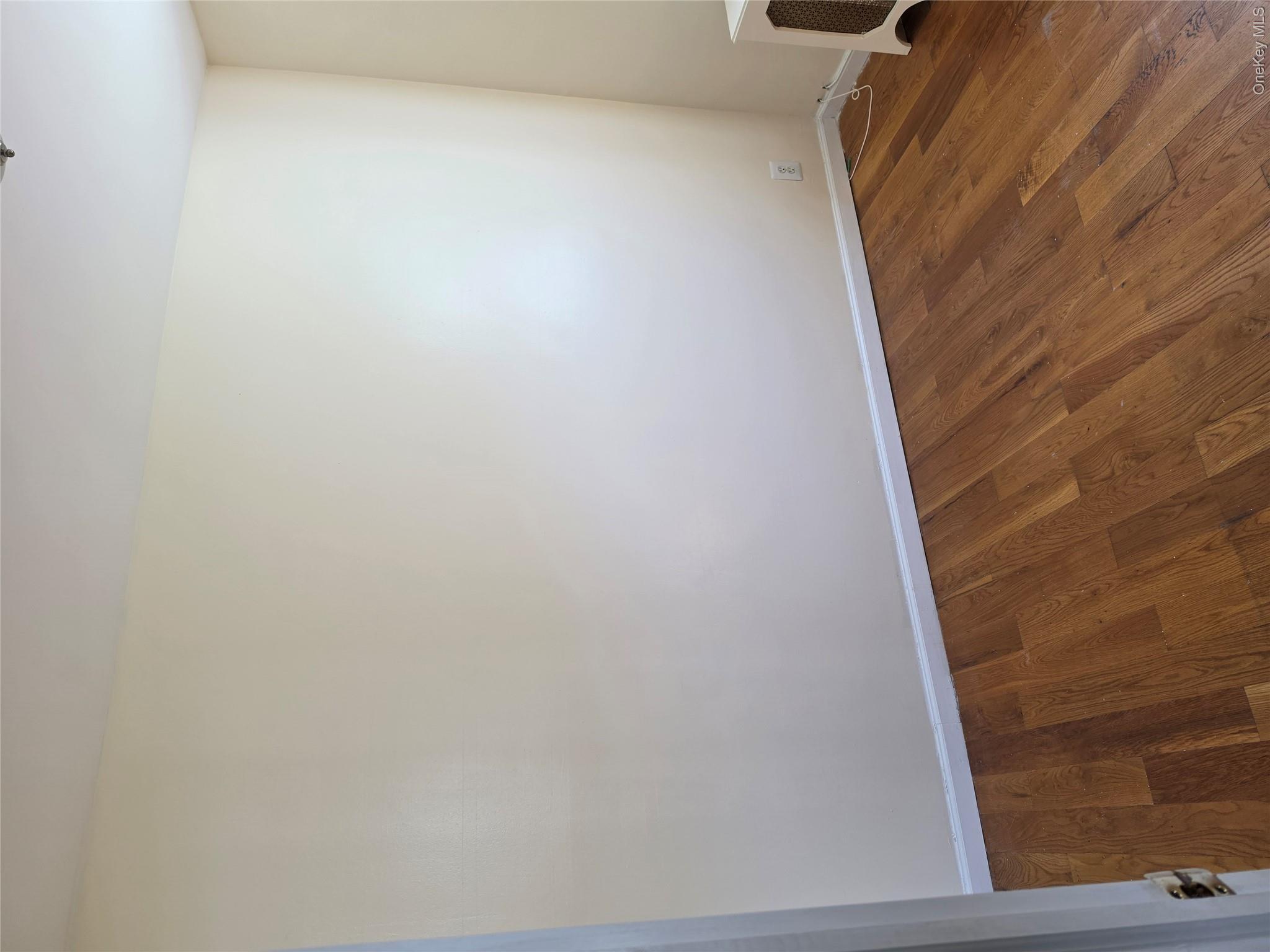 195-25 Woodhull Avenue, Unit 2nd fl photo 11