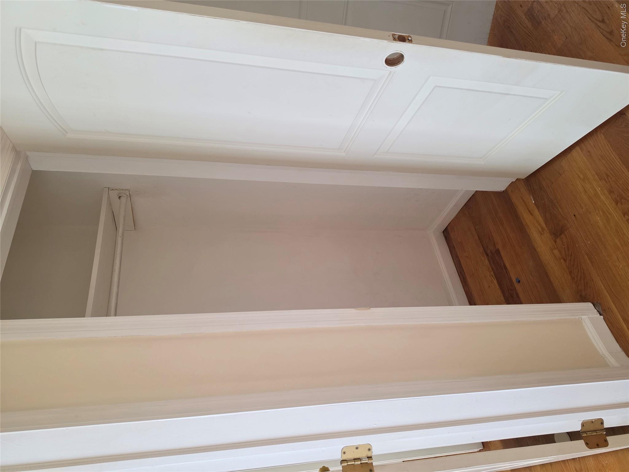 195-25 Woodhull Avenue, Unit 2nd fl photo 8