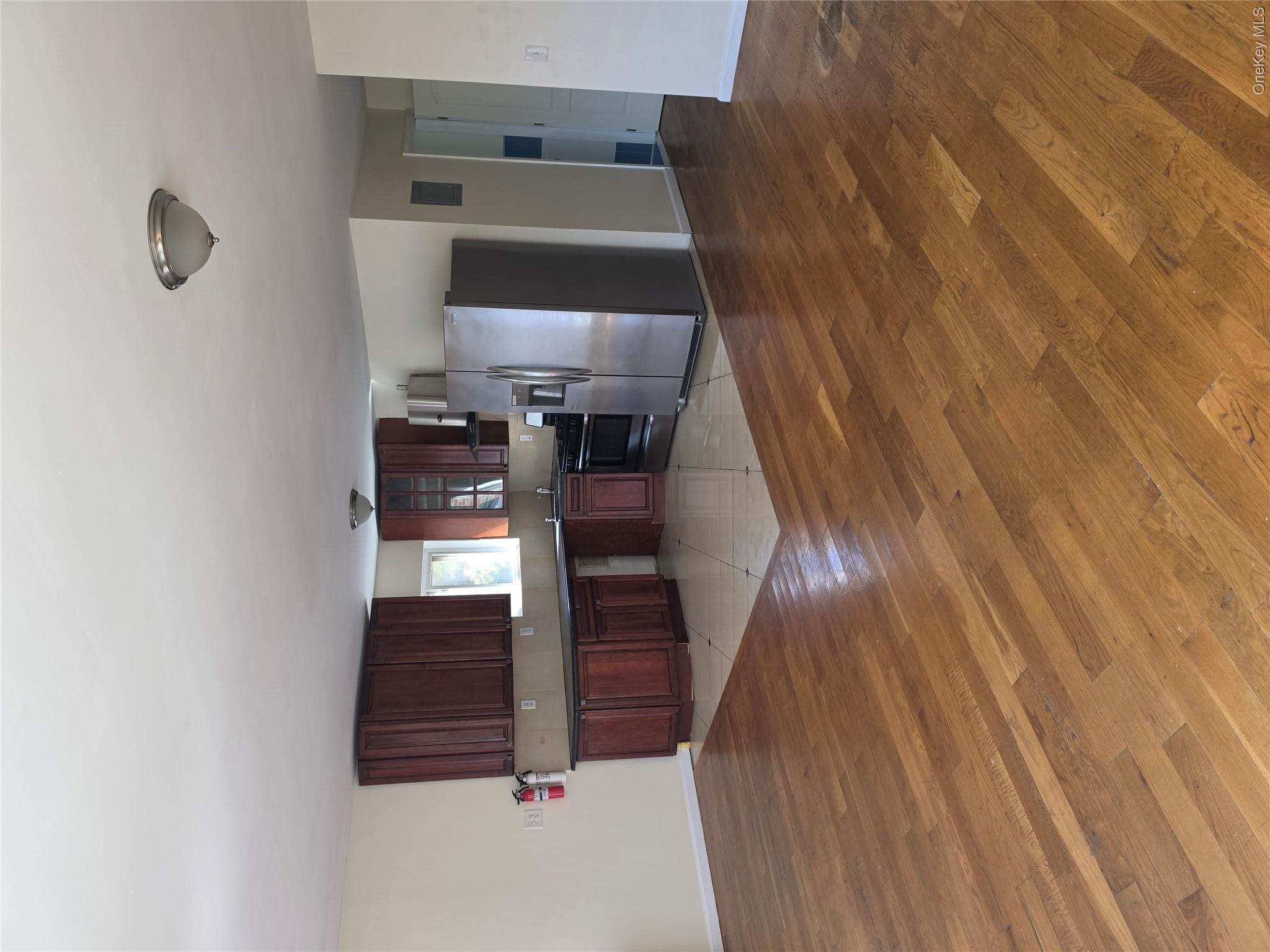 195-25 Woodhull Avenue, Unit 2nd fl photo 3