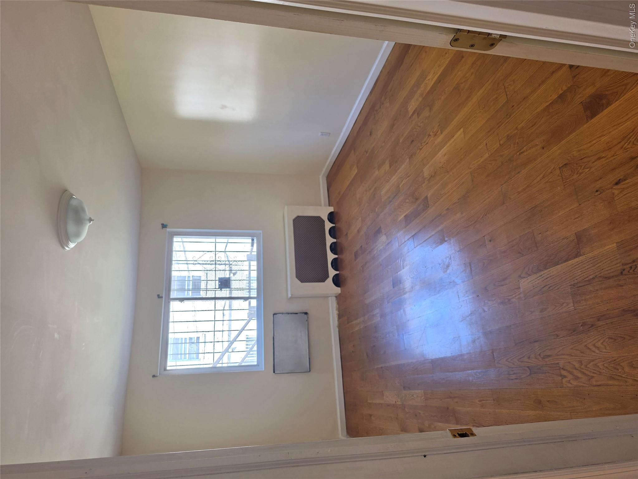 195-25 Woodhull Avenue, Unit 2nd fl photo 7