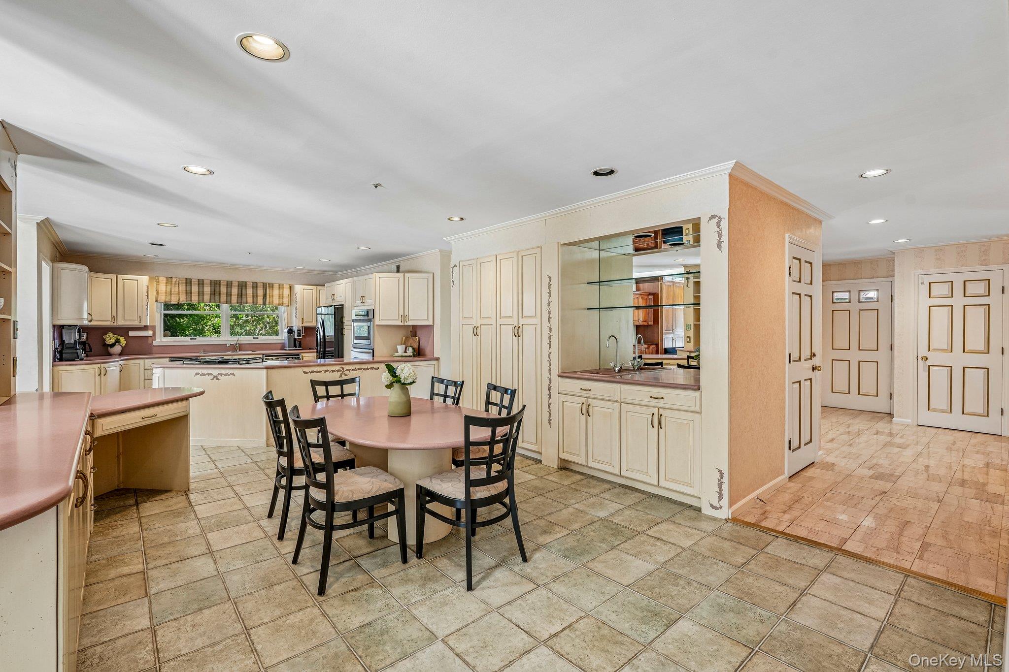 48 Westchester View Lane – For Sale photo 18