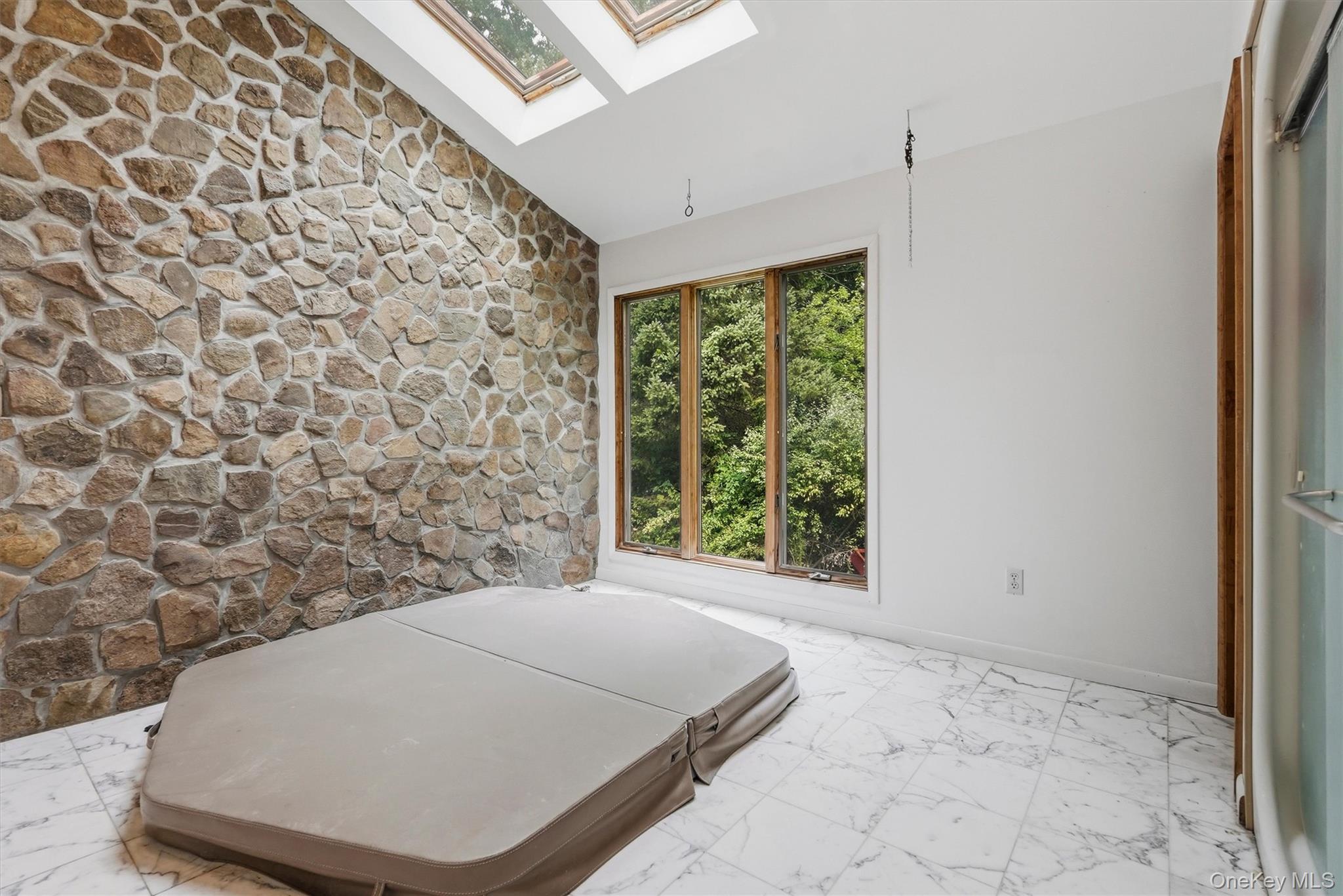 31 Boswell Road – For Sale photo 22
