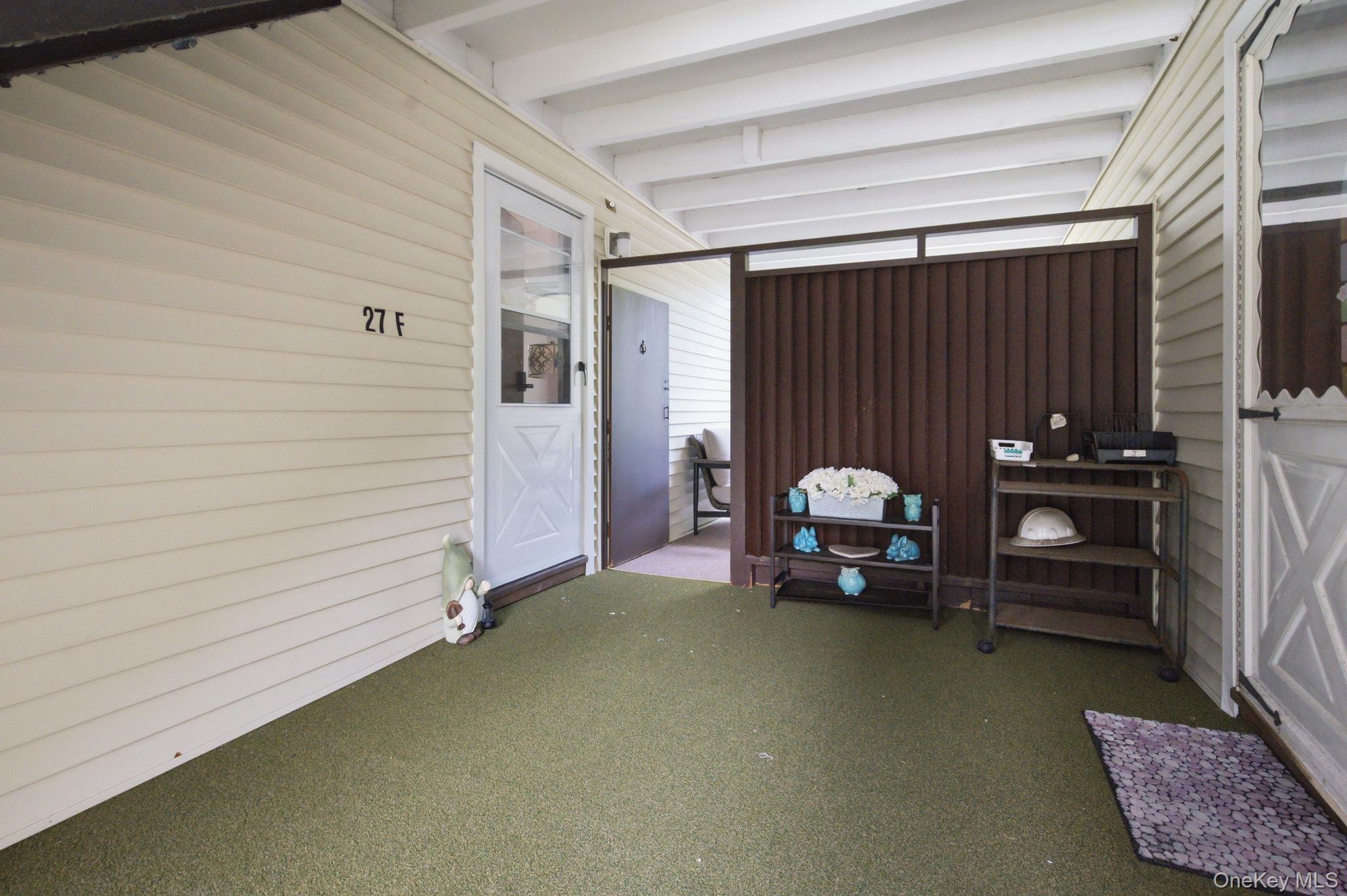 27 Walden Court, Unit F photo 17