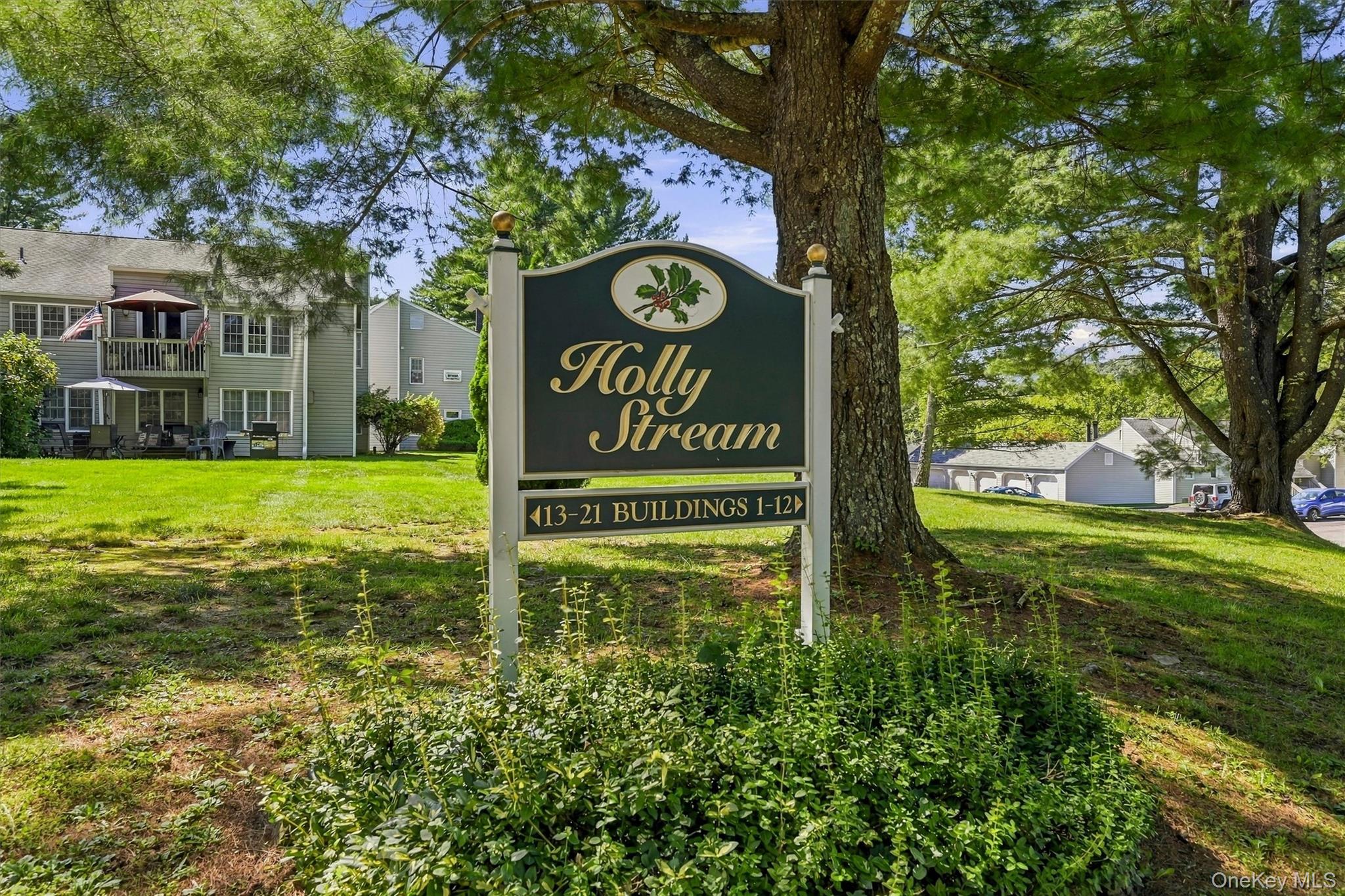 1704 Holly Stream Court – For Sale