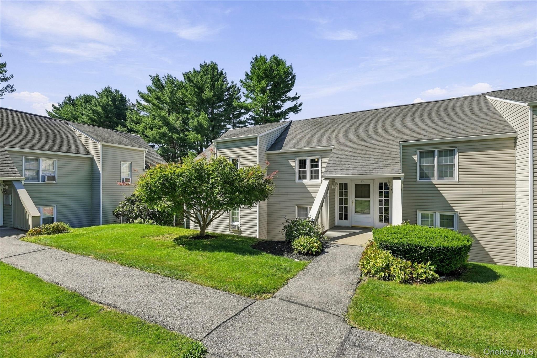 1704 Holly Stream Court – For Sale photo 4