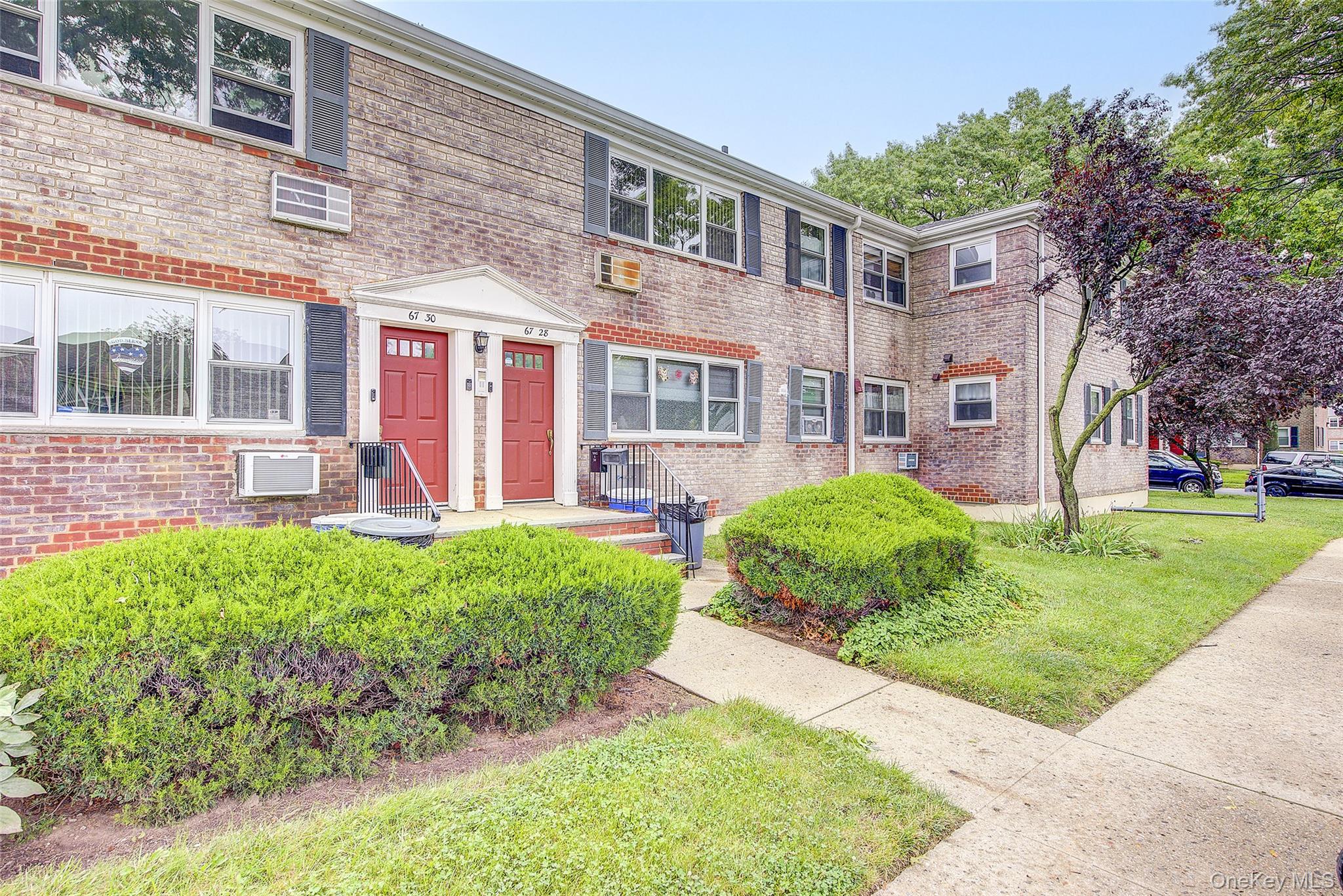 67-28 152nd Street, Unit 275A photo 2