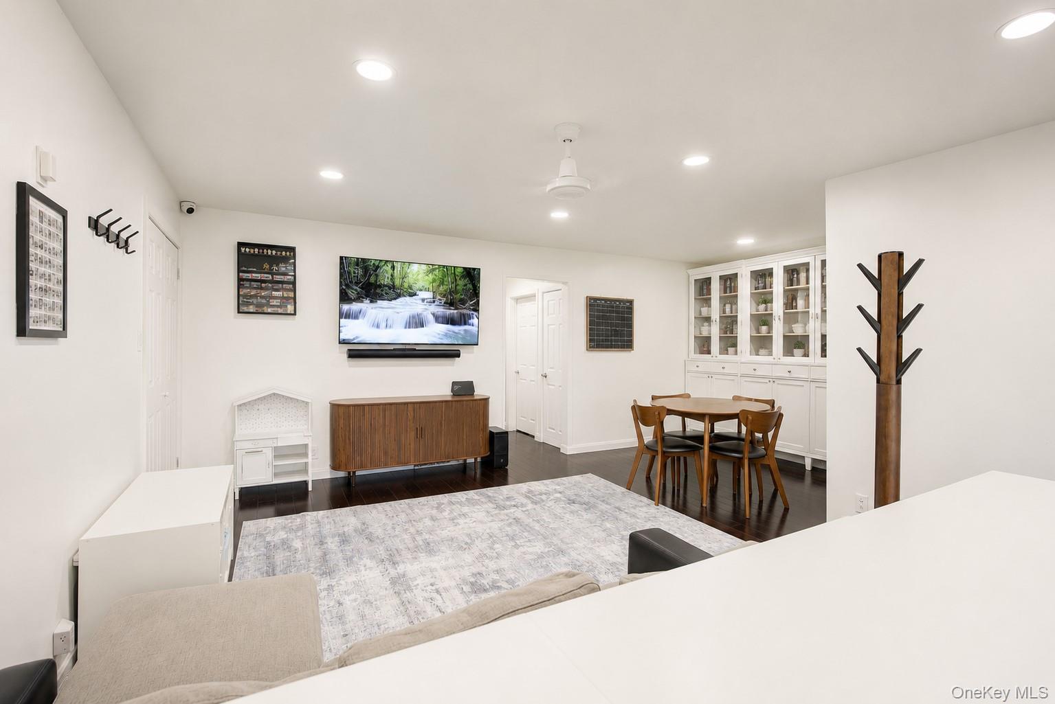 67-28 152nd Street, Unit 275A photo 6