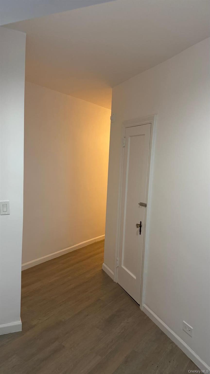 44-14 Newtown Road, Unit 3T photo 5