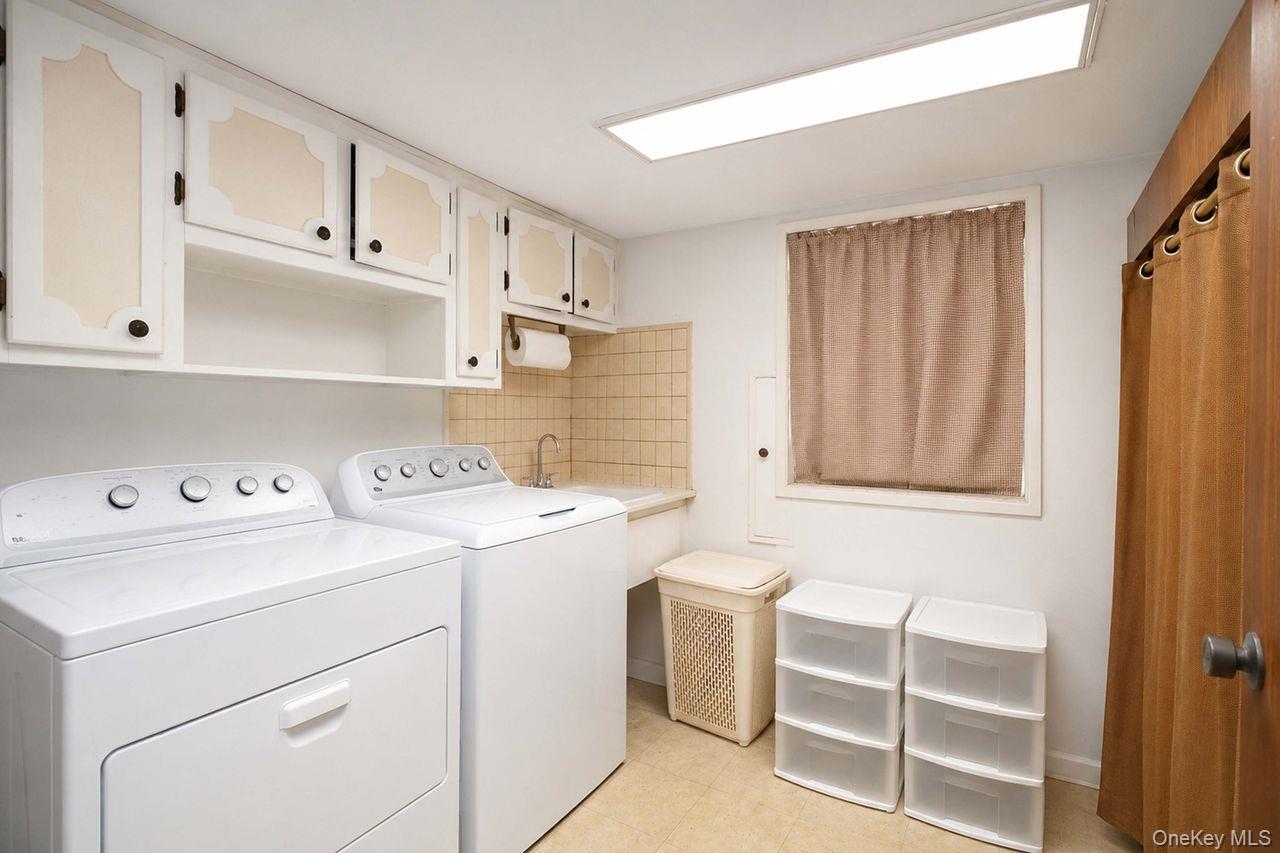 1972 BayRidge Ave – For Sale photo 17