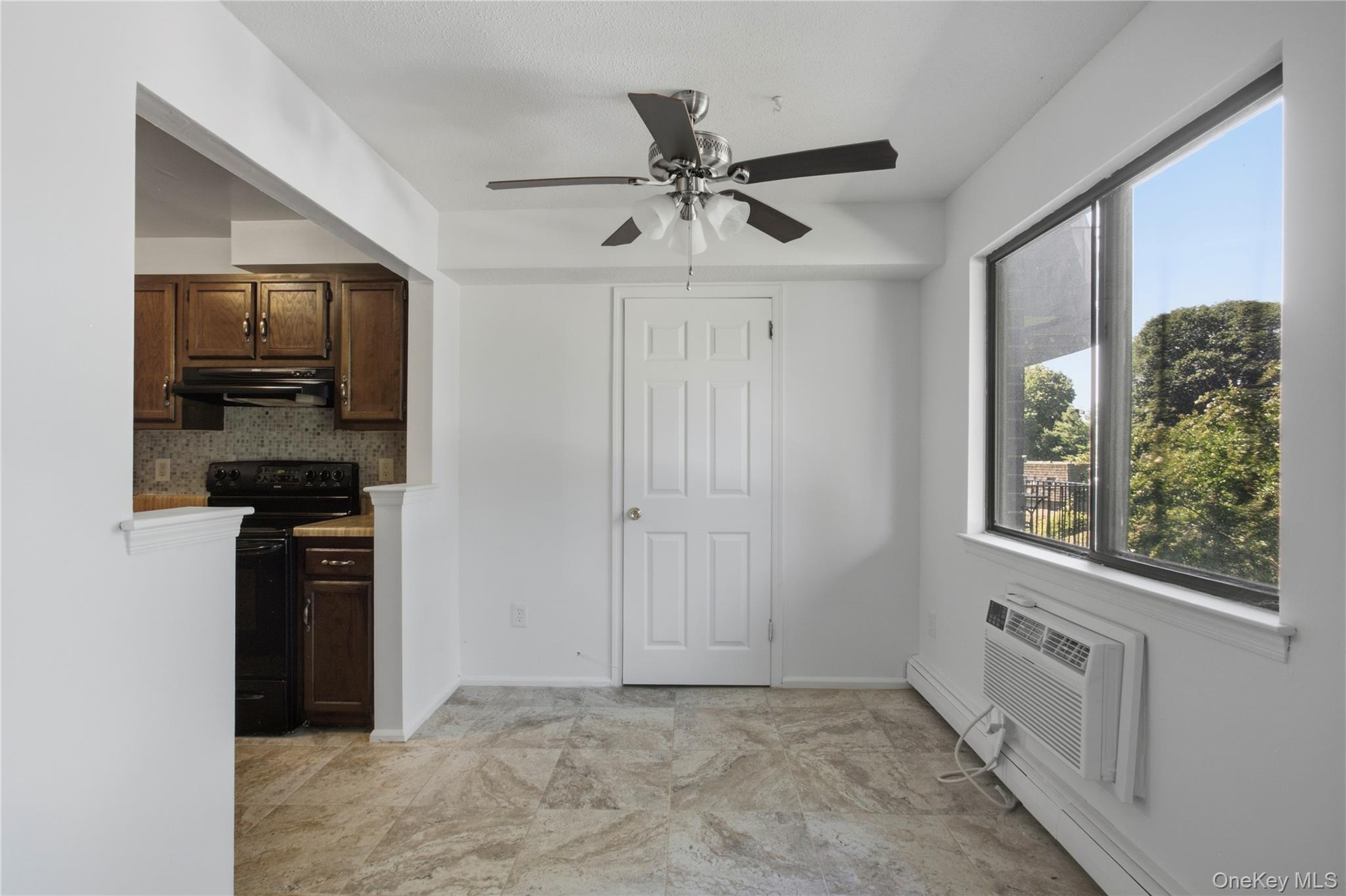 4 Briarcliff Drive S, Unit 4 photo 12
