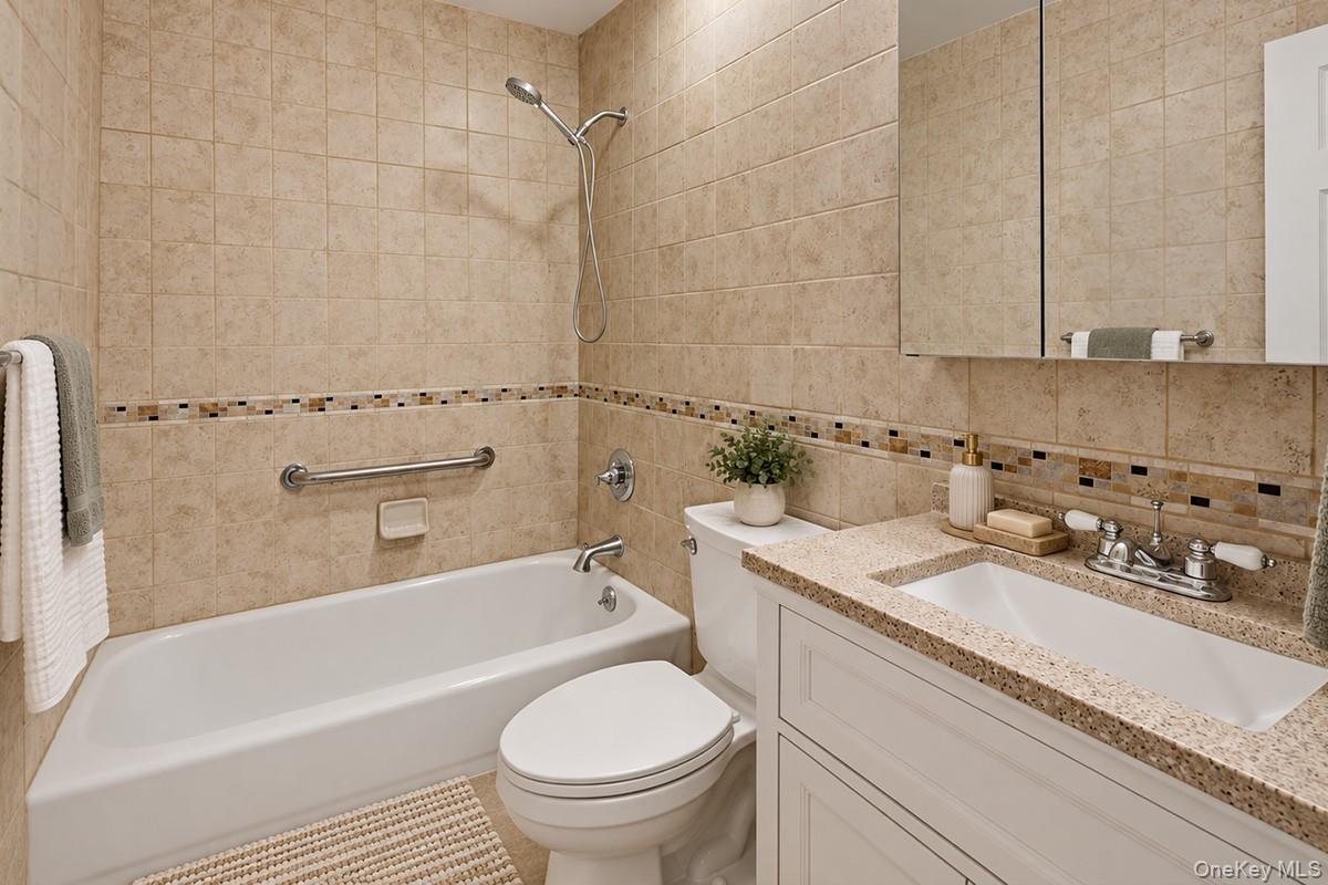 4 Briarcliff Drive S, Unit 4 photo 21