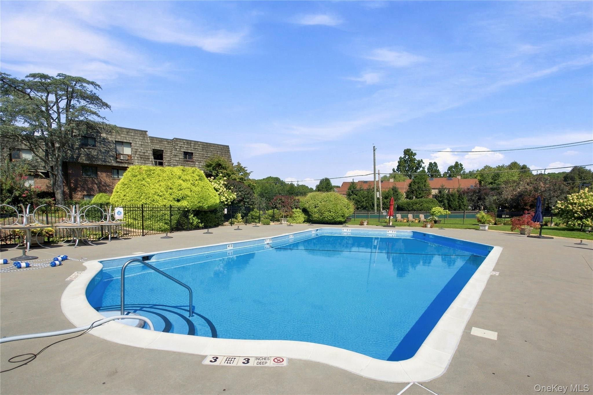 4 Briarcliff Drive S, Unit 4 photo 27