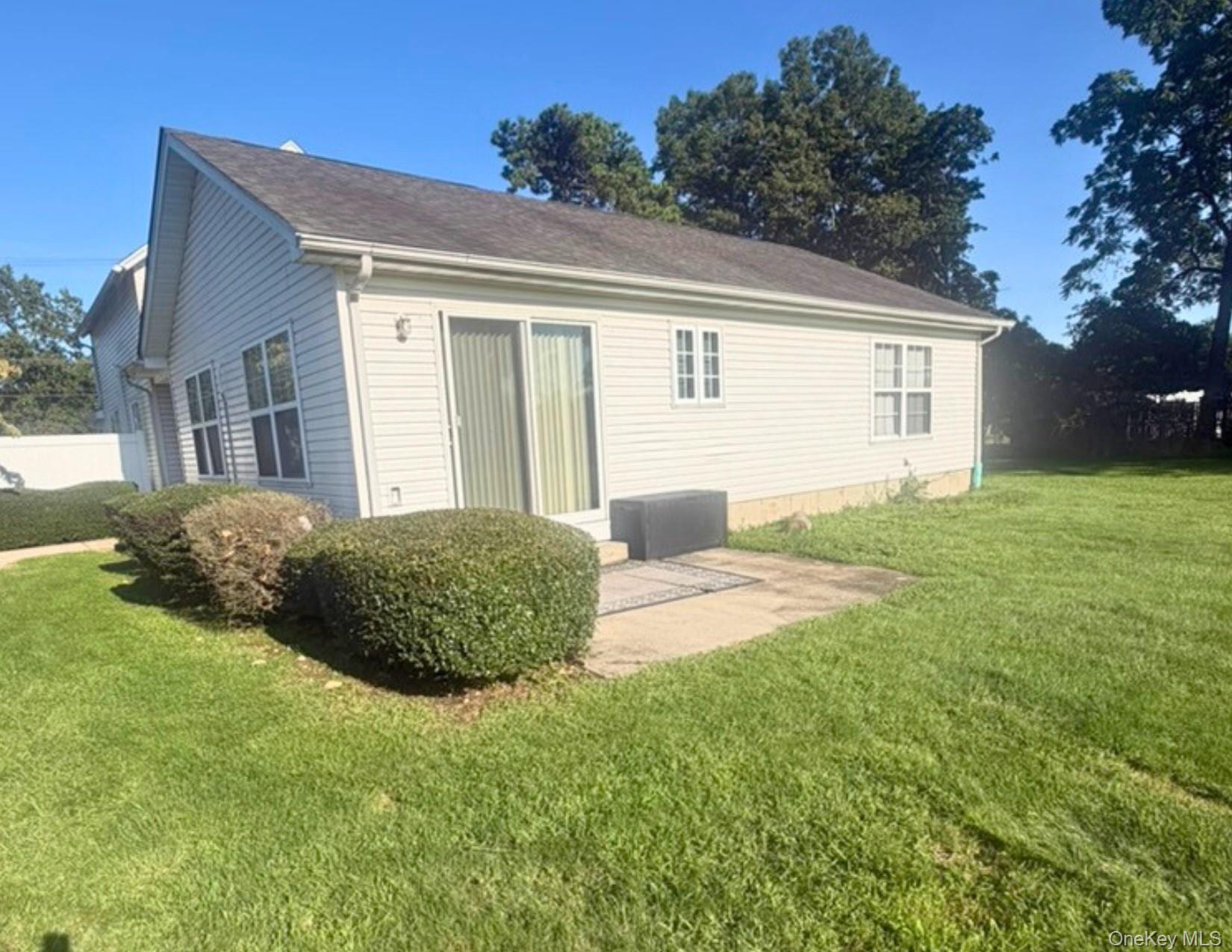 198 Moriches Road, Unit B photo 2