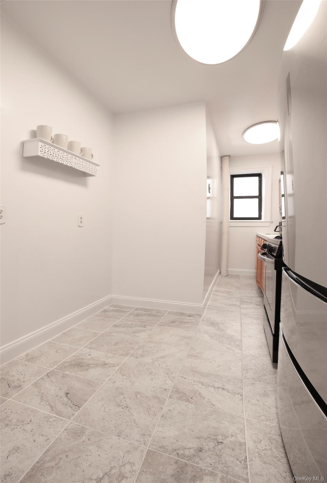 68 E Hartsdale Avenue, Unit 5E photo 6
